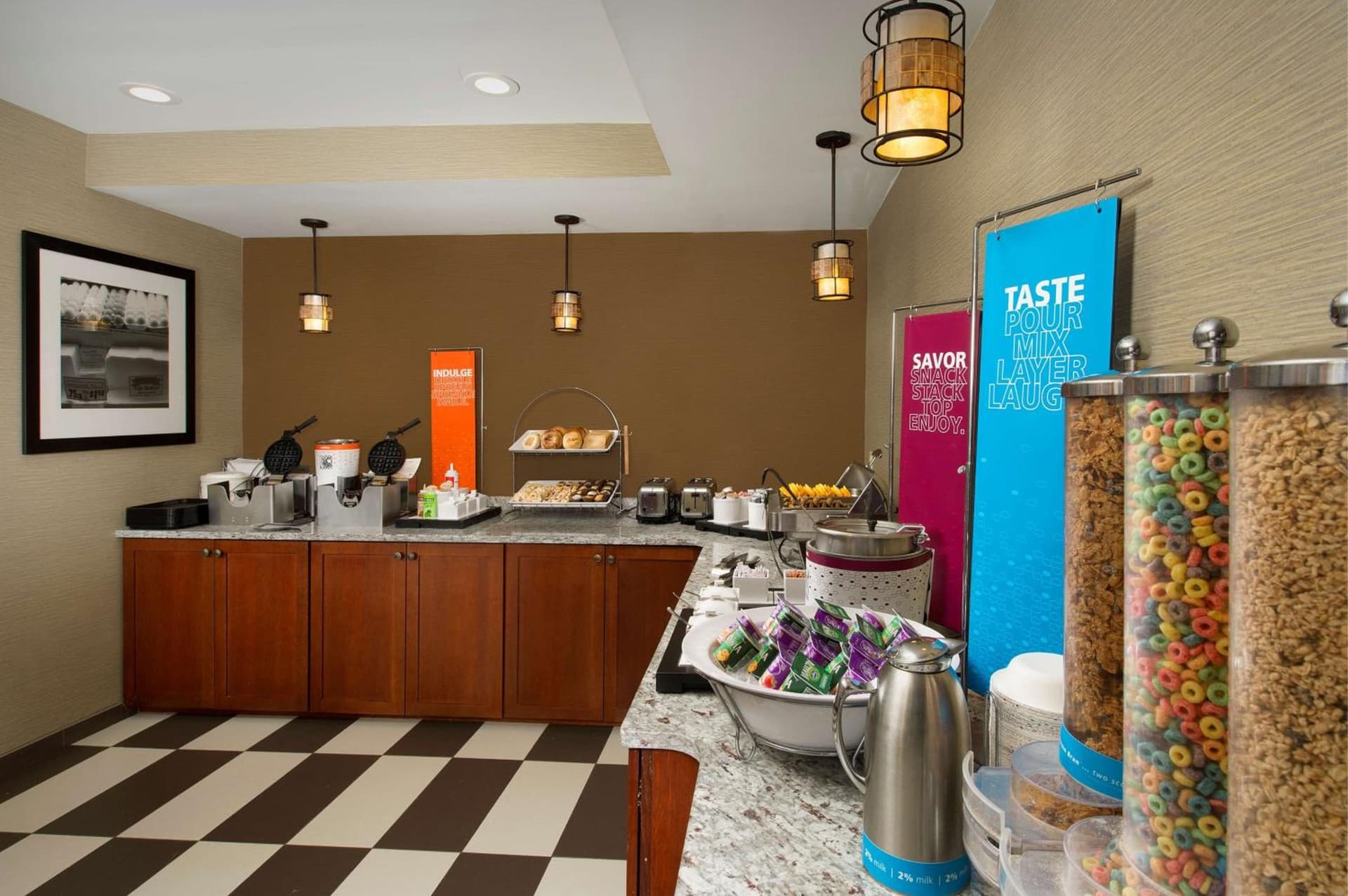 Hampton Inn Rochester Greece gallery photo in Rochester, NY — image 7