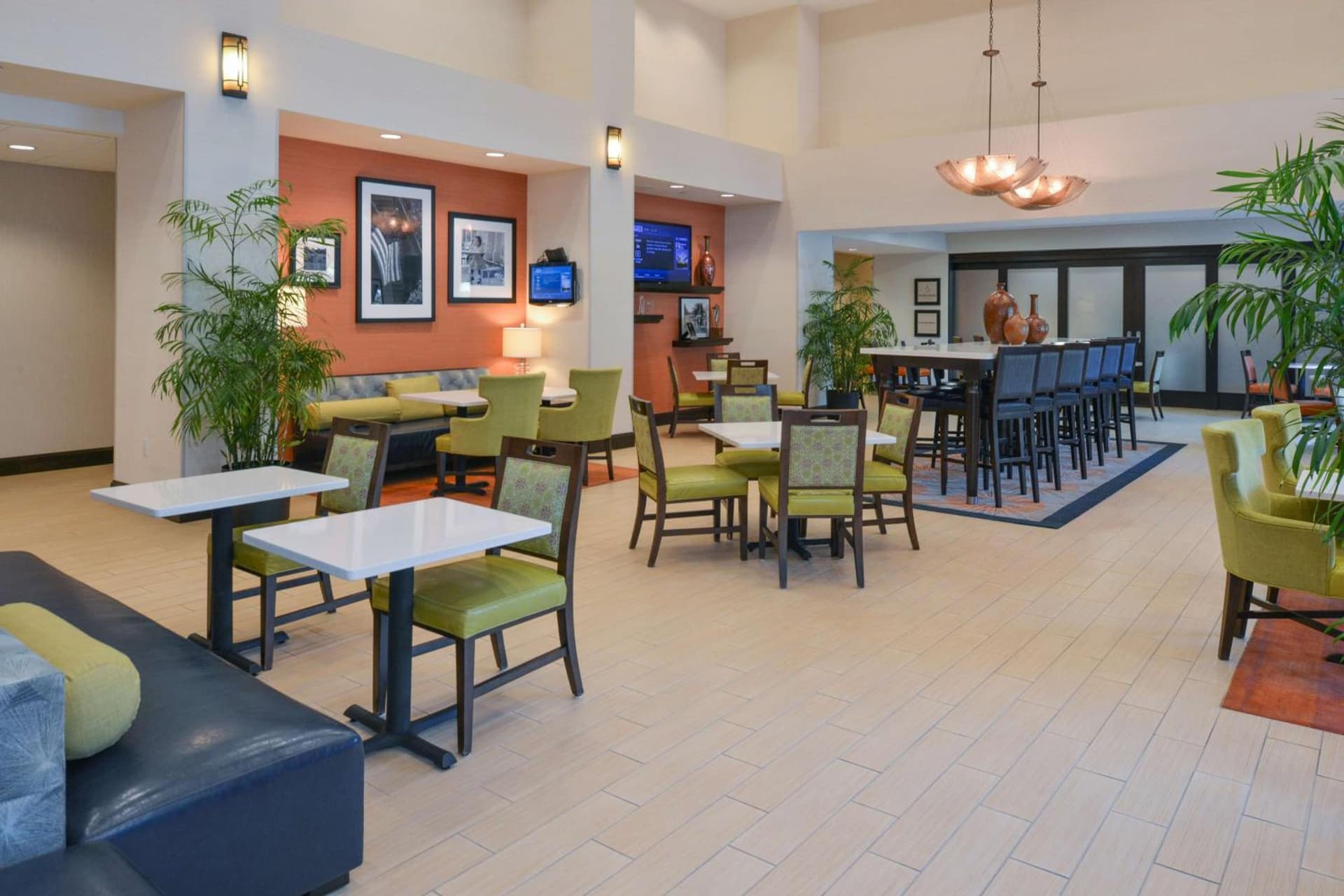 Hampton Inn & Suites - Ocala gallery photo in Ocala, FL — image 6