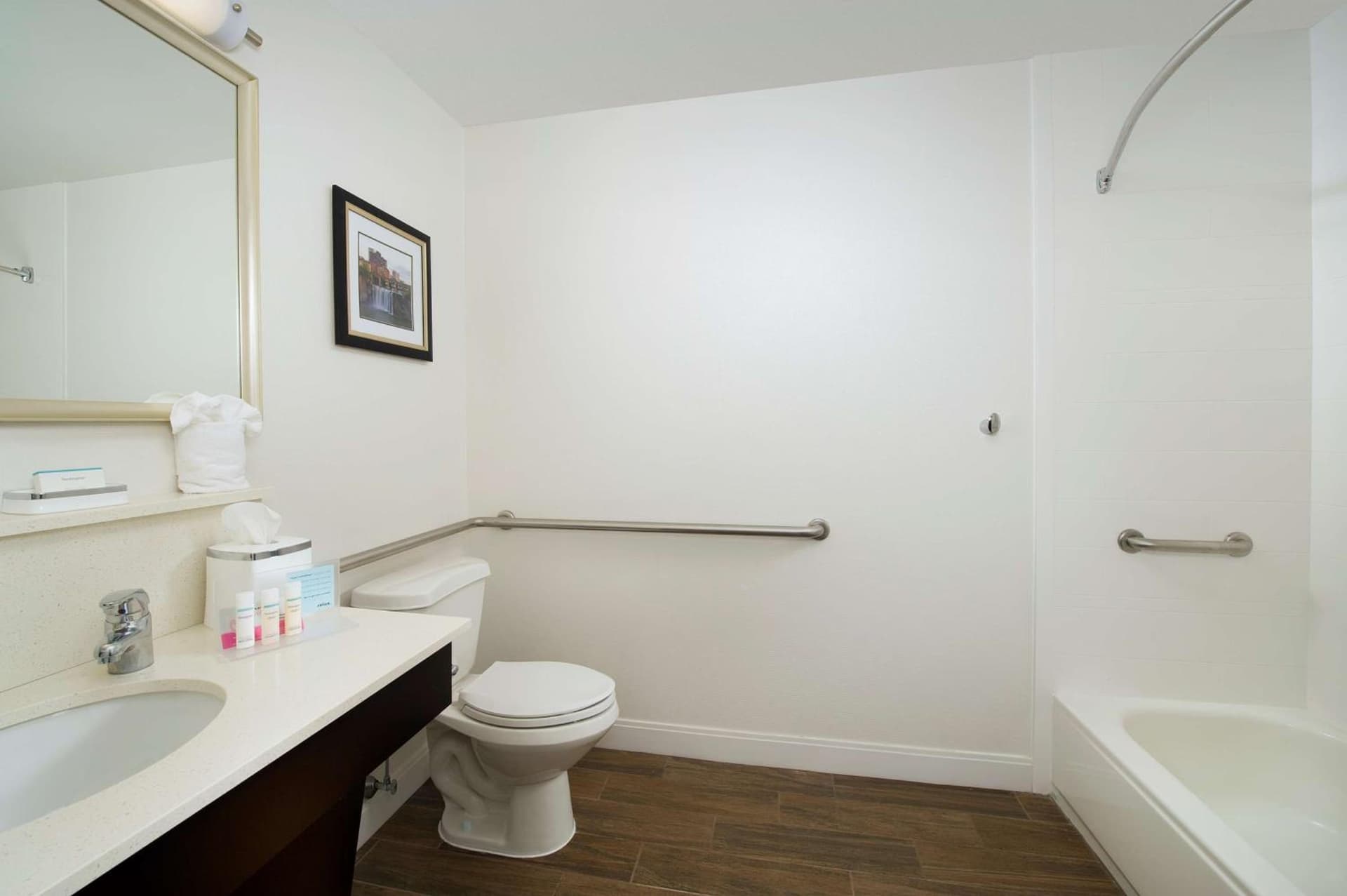 Hampton Inn Rochester Greece gallery photo in Rochester, NY — image 20