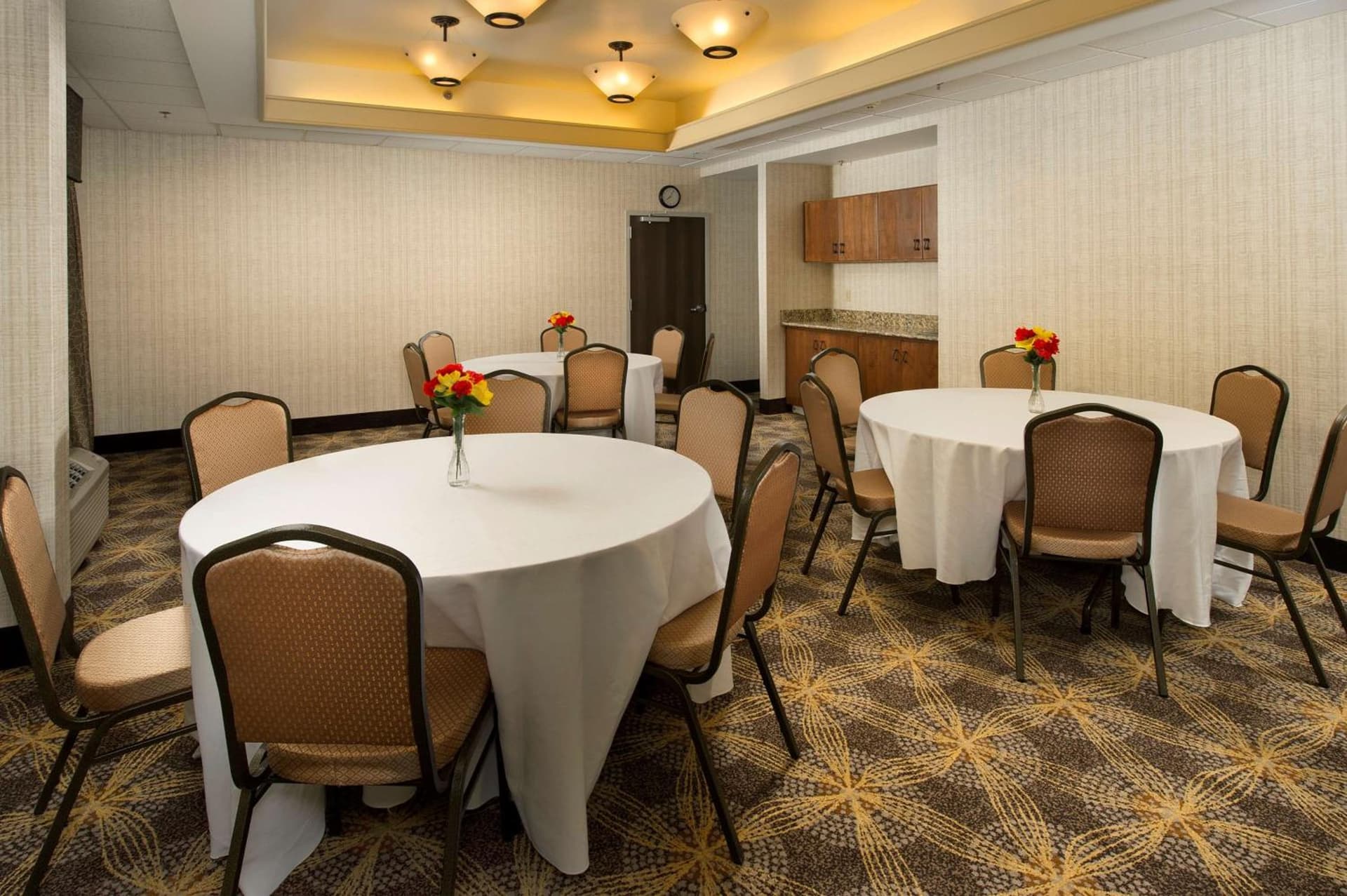 Hampton Inn Rochester Greece gallery photo in Rochester, NY — image 21