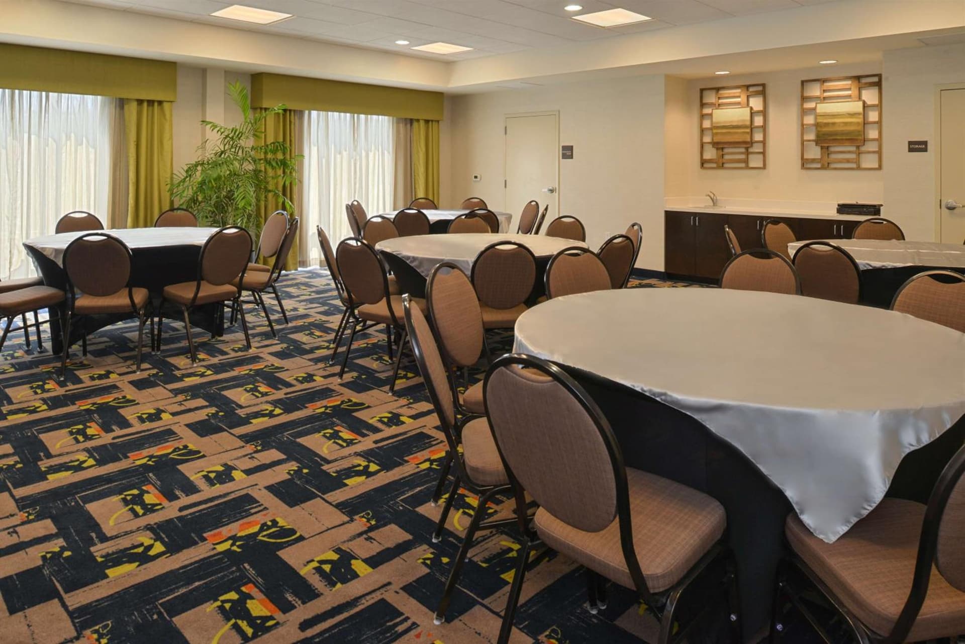Hampton Inn & Suites - Ocala gallery photo in Ocala, FL — image 14