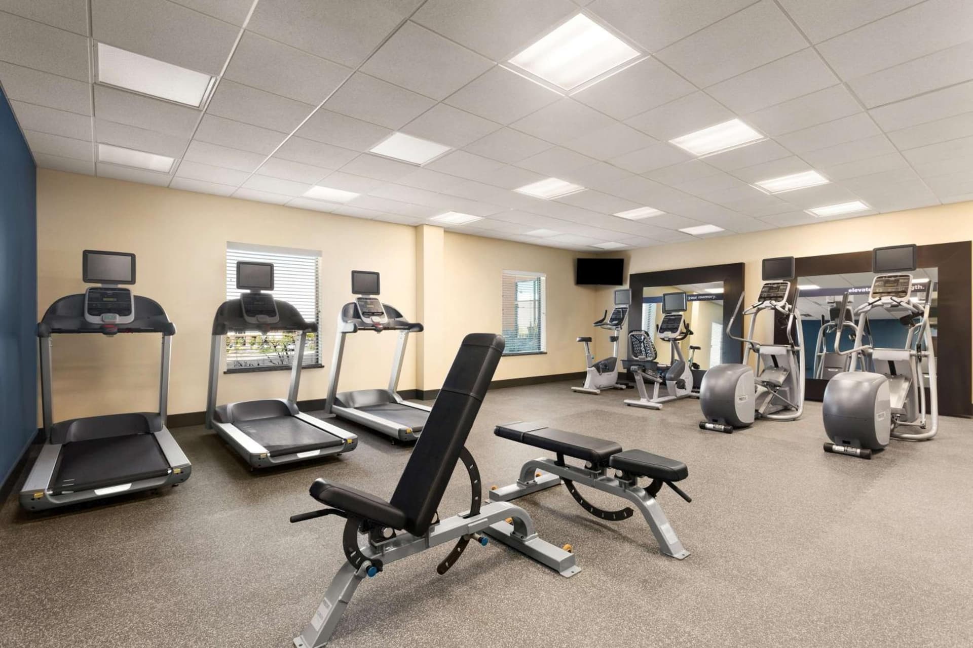 Hampton Inn by Hilton Kennewick at Southridge gallery photo in Kennewick, WA — image 24