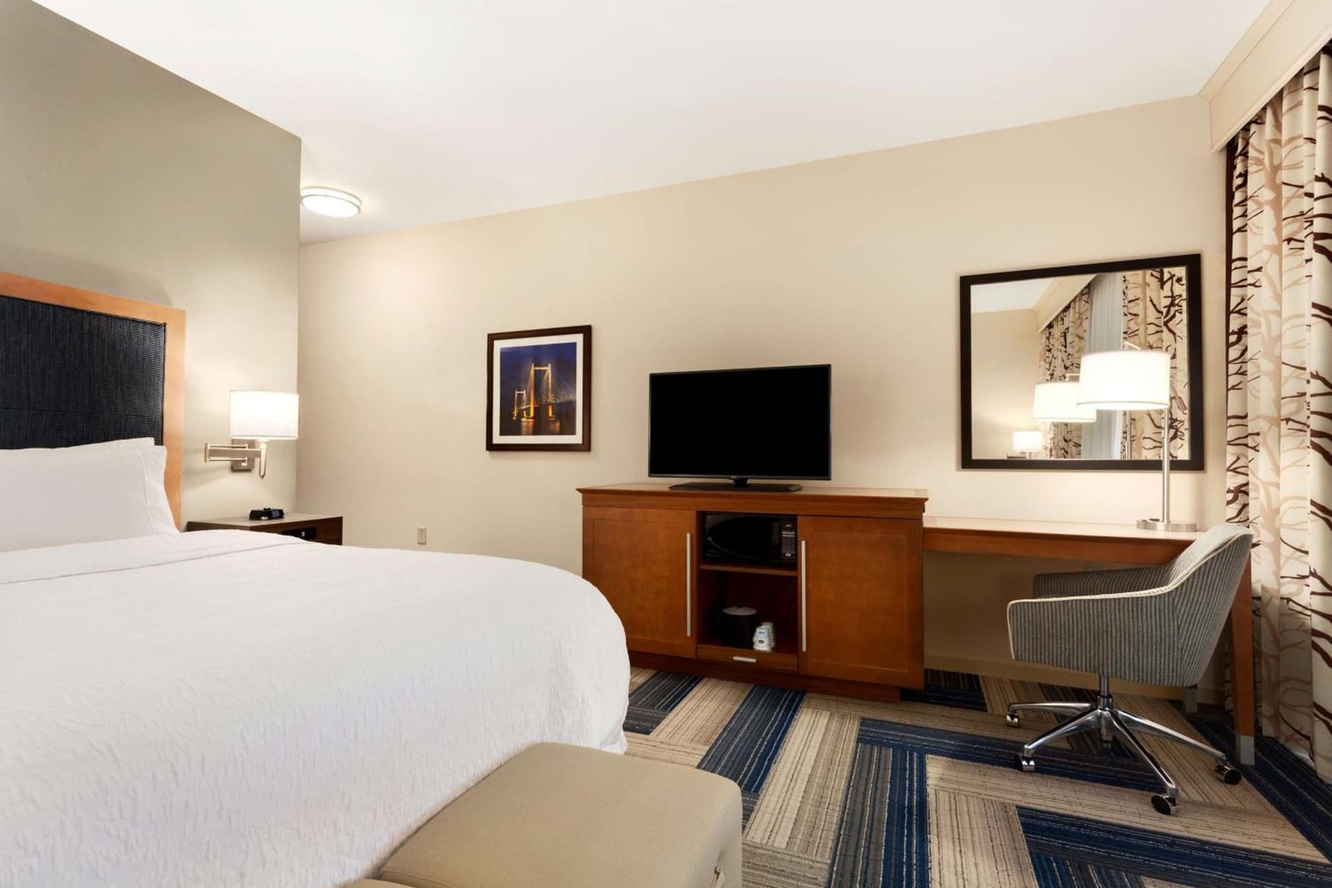 Hampton Inn by Hilton Kennewick at Southridge gallery photo in Kennewick, WA — image 14