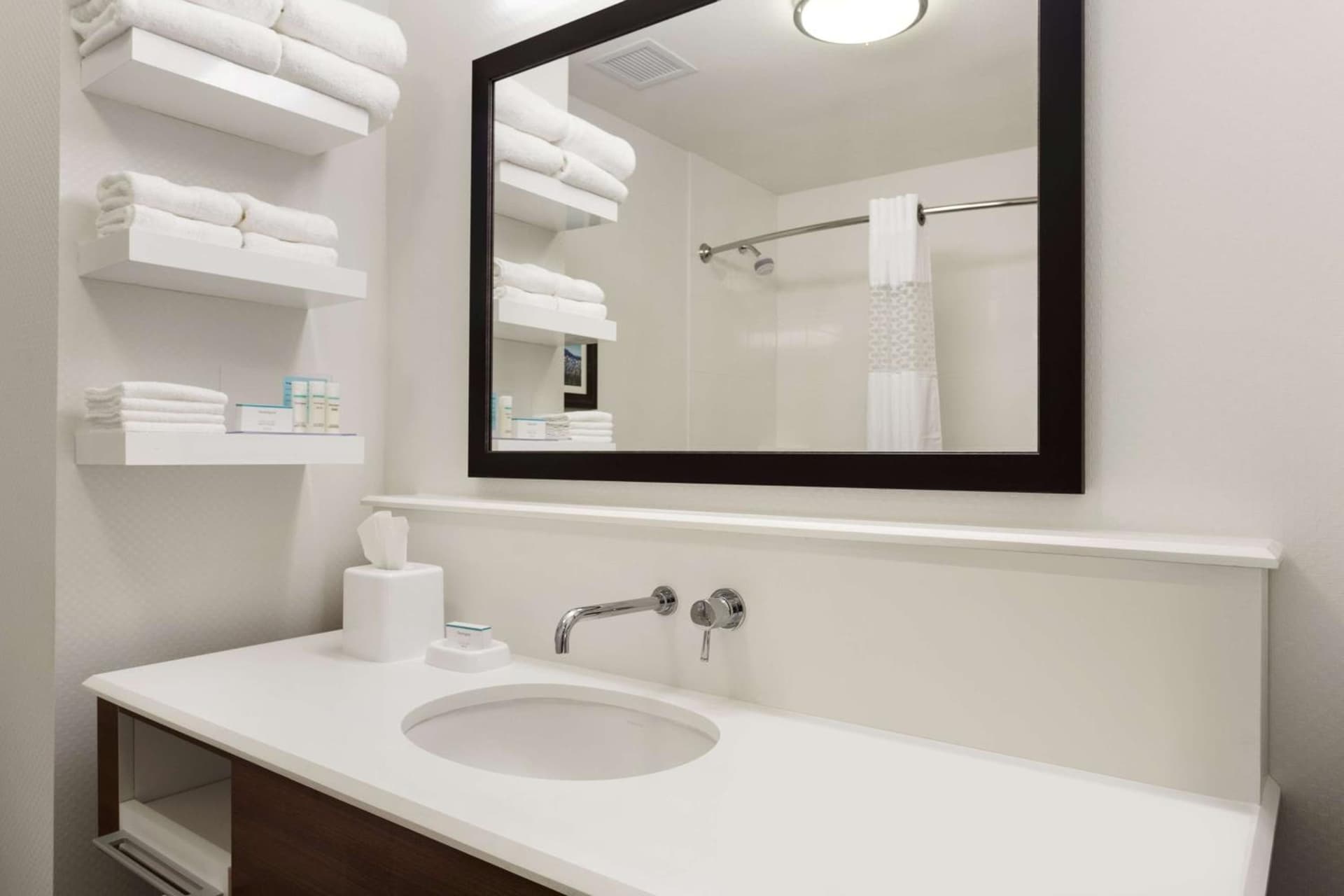 Hampton Inn by Hilton Kennewick at Southridge gallery photo in Kennewick, WA — image 17