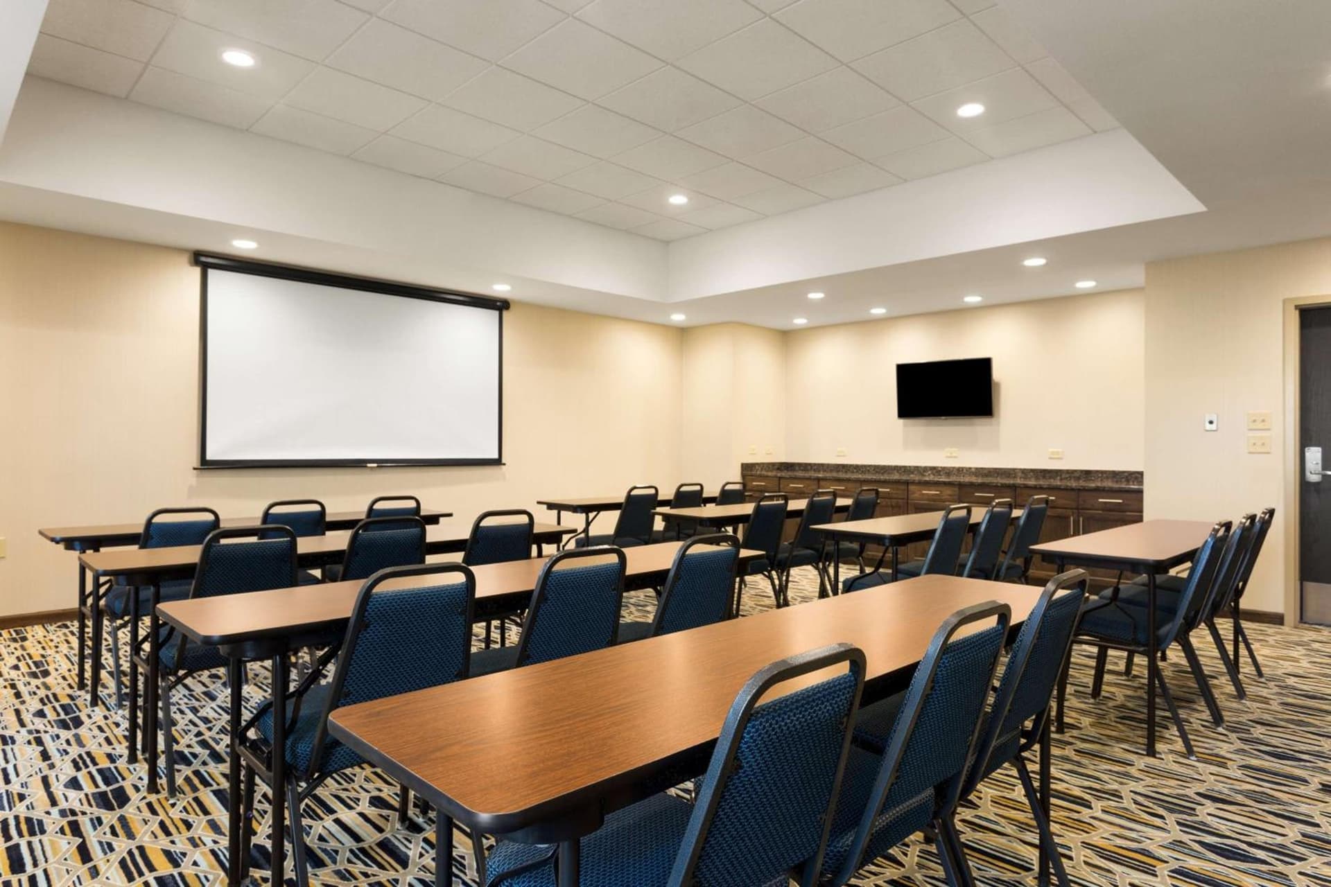 Hampton Inn by Hilton Kennewick at Southridge gallery photo in Kennewick, WA — image 20