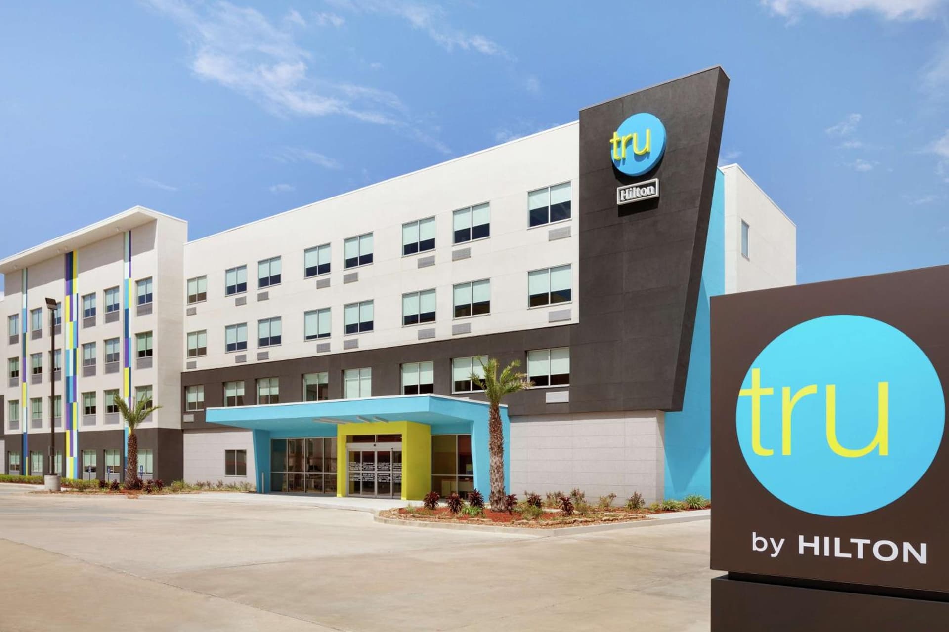 Tru By Hilton Lake Charles exterior or lobby in Lake Charles, LA — main listing photo