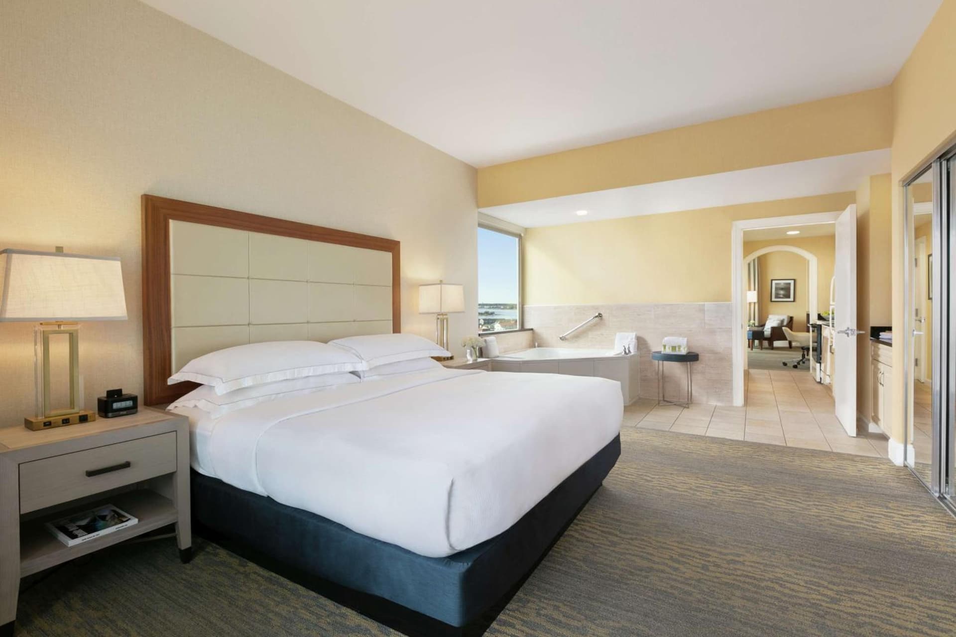 Hilton Suites Ocean City Oceanfront gallery photo in Ocean City, MD — image 13