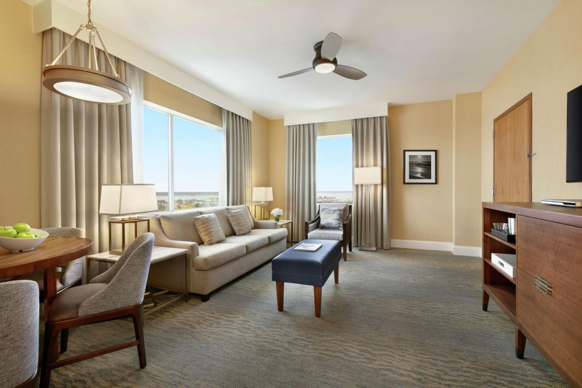Hilton Suites Ocean City Oceanfront gallery photo in Ocean City, MD — image 44