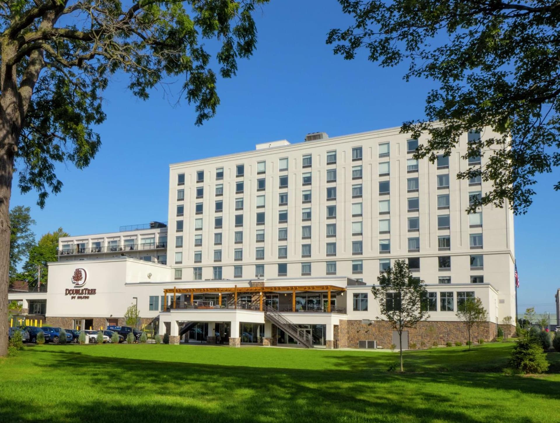 DoubleTree by Hilton Hotel Niagara Falls New York interior in Niagara Falls, NY — gallery photo 2