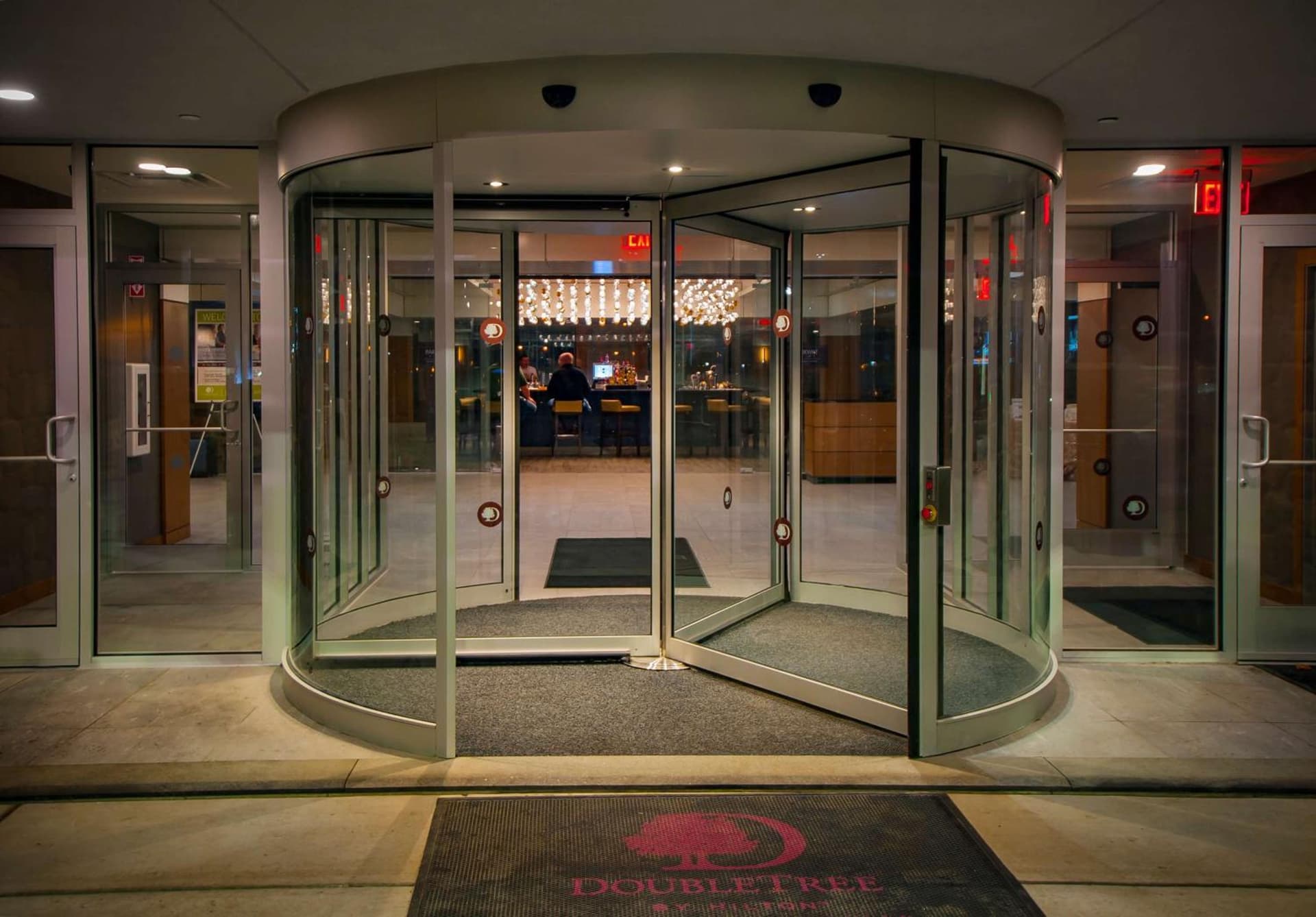 DoubleTree by Hilton Hotel Niagara Falls New York property views in Niagara Falls, NY — gallery photo 3