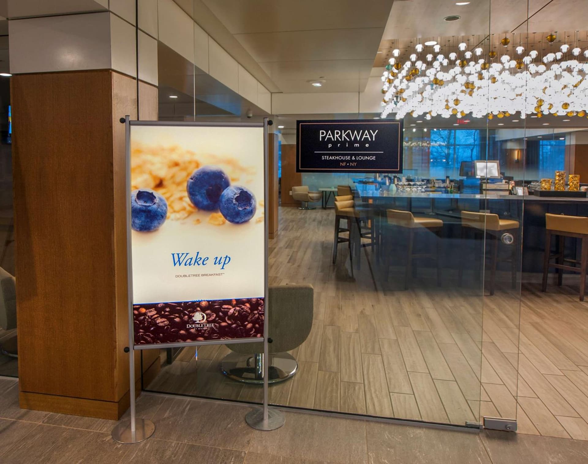 DoubleTree by Hilton Hotel Niagara Falls New York gallery photo in Niagara Falls, NY — image 65