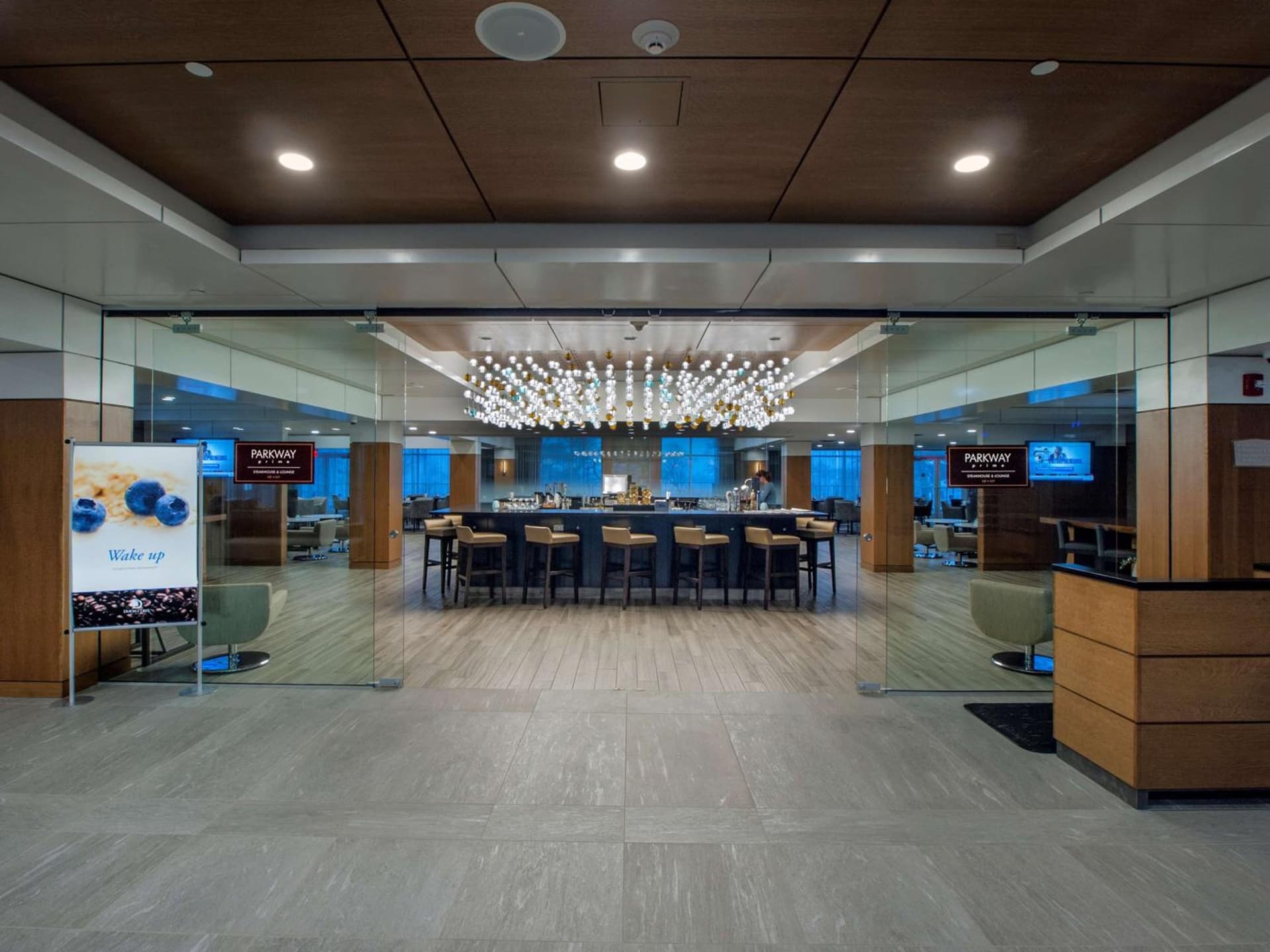 DoubleTree by Hilton Hotel Niagara Falls New York gallery photo in Niagara Falls, NY — image 6