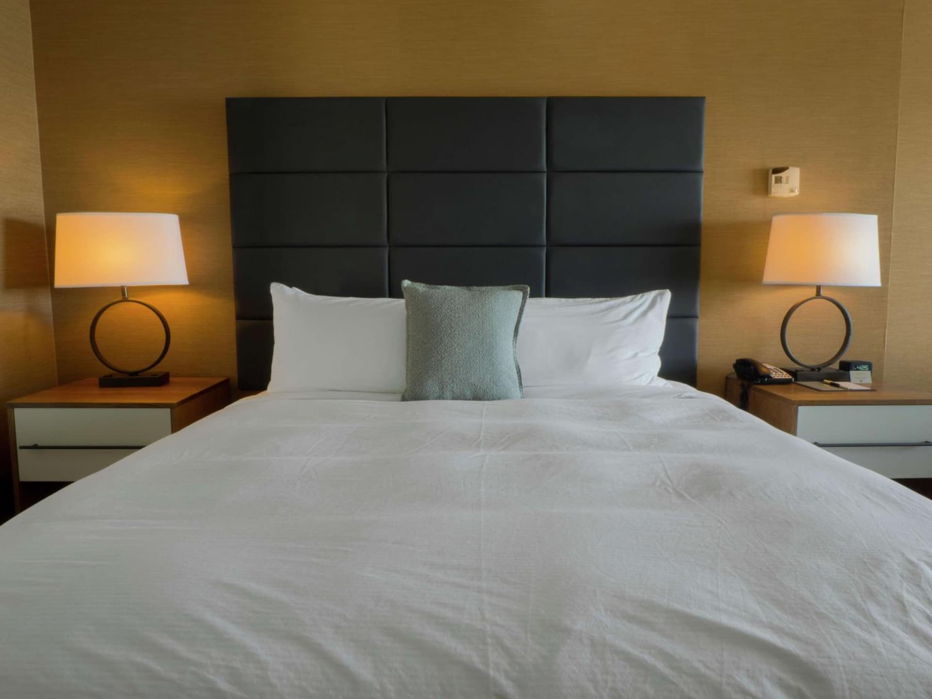 DoubleTree by Hilton Hotel Niagara Falls New York gallery photo in Niagara Falls, NY — image 23