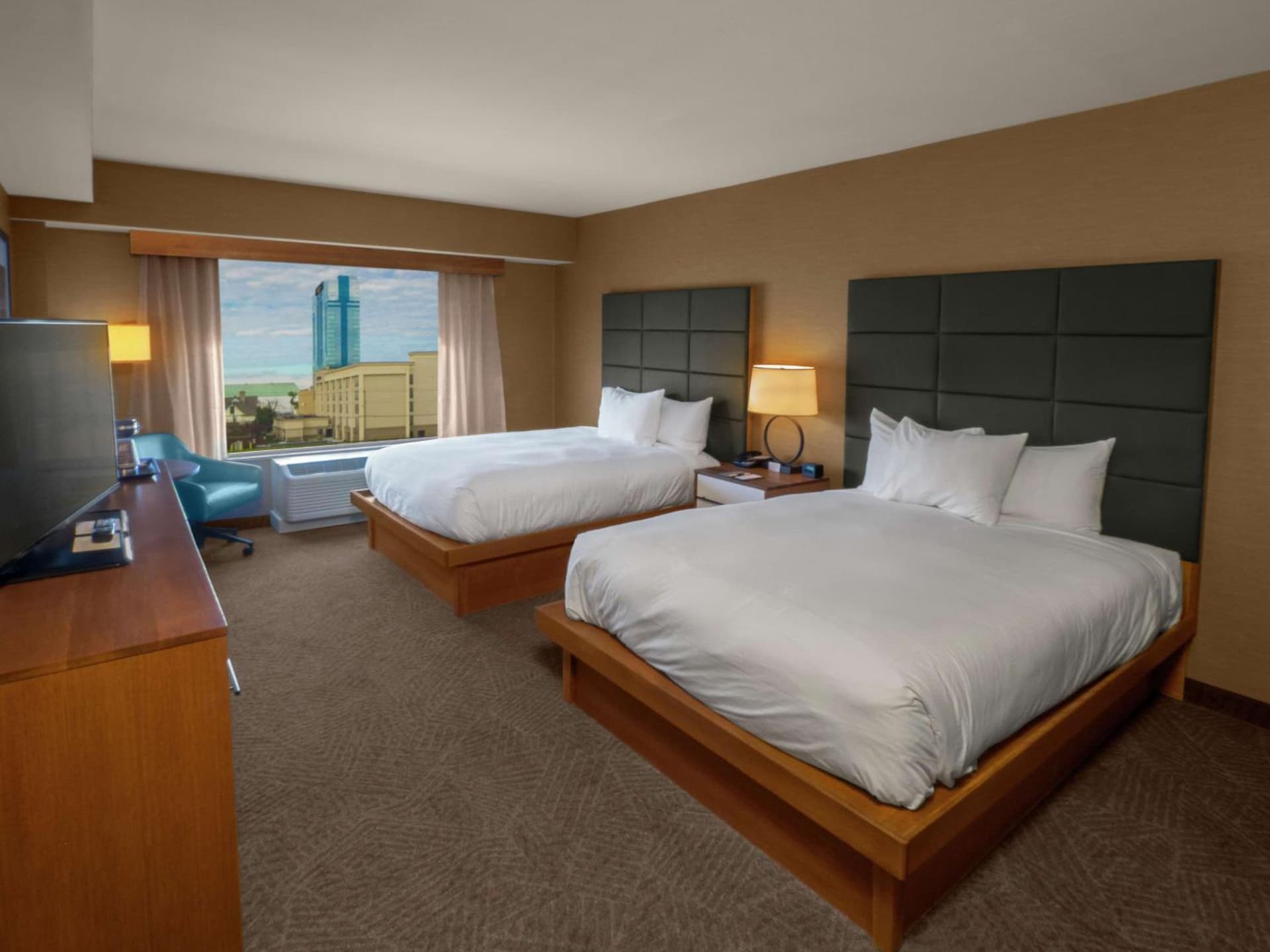 DoubleTree by Hilton Hotel Niagara Falls New York gallery photo in Niagara Falls, NY — image 38