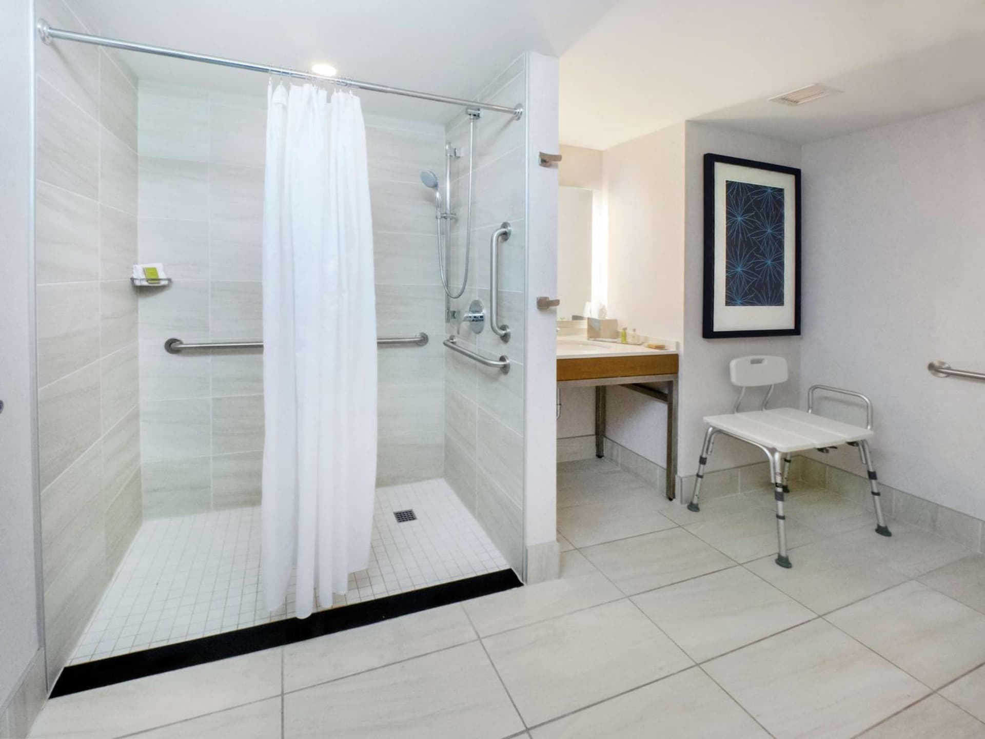 DoubleTree by Hilton Hotel Niagara Falls New York gallery photo in Niagara Falls, NY — image 69