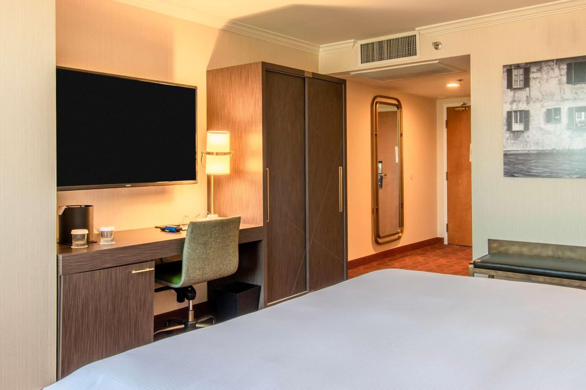 Courtyard by Marriott San Diego Downtown Little Italy gallery photo in San Diego, CA — image 34