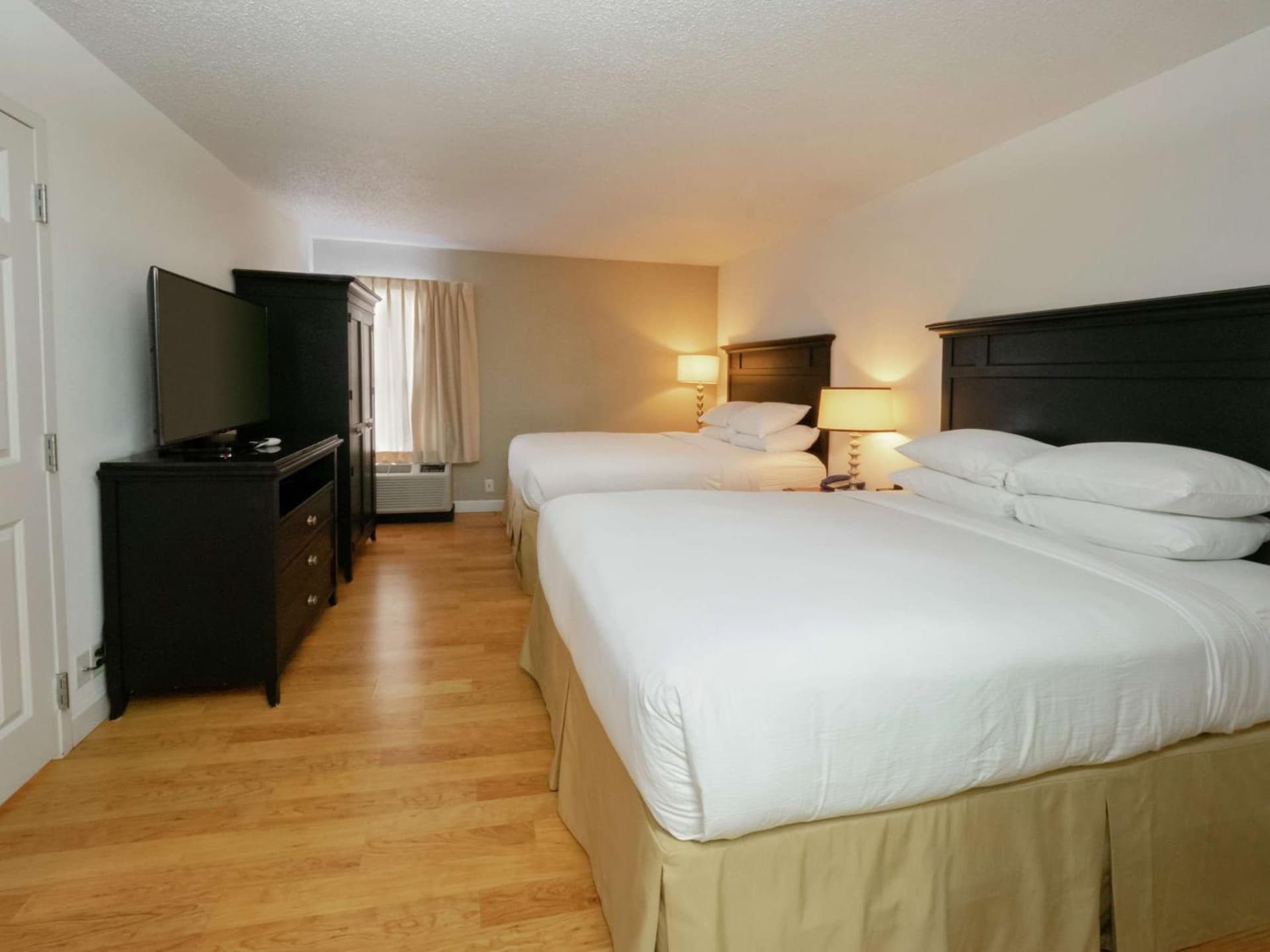 DoubleTree by Hilton Buffalo-Amherst gallery photo in Amherst, NY — image 23
