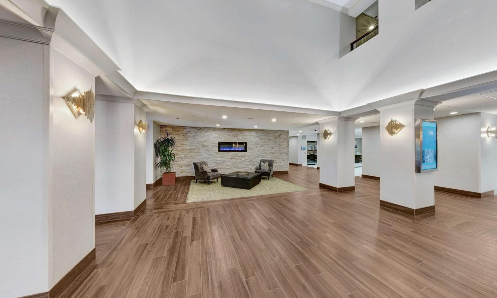 Embassy Suites by Hilton Milwaukee Brookfield gallery photo in Brookfield, WI — image 28
