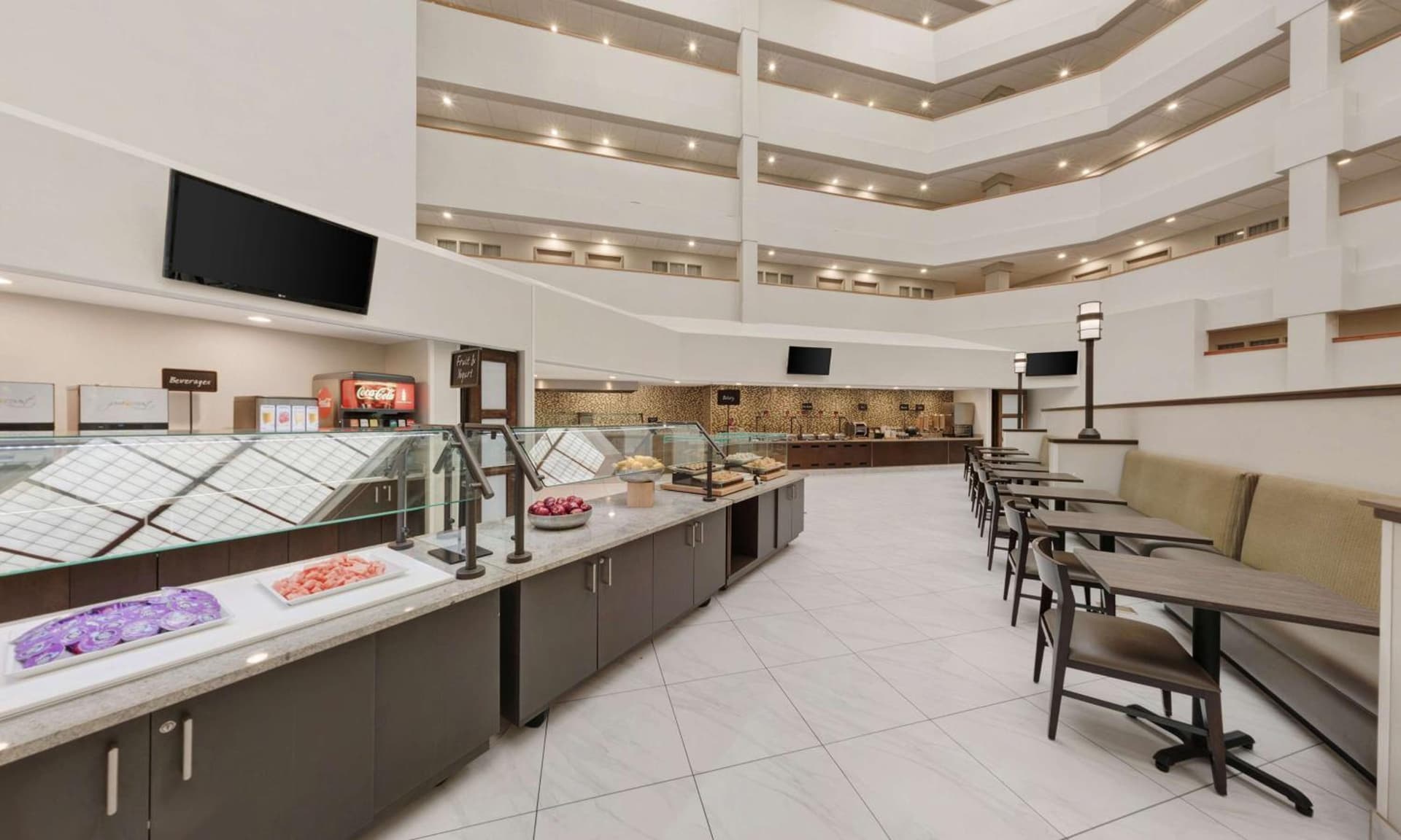 Embassy Suites by Hilton Milwaukee Brookfield gallery photo in Brookfield, WI — image 83