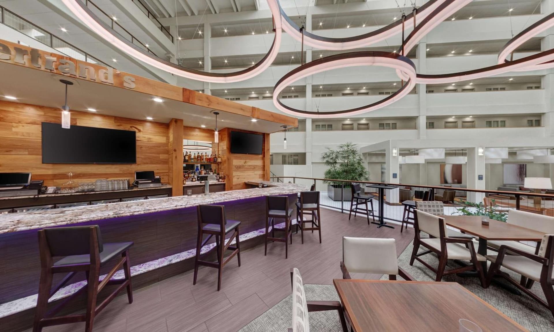 Embassy Suites by Hilton Milwaukee Brookfield gallery photo in Brookfield, WI — image 16