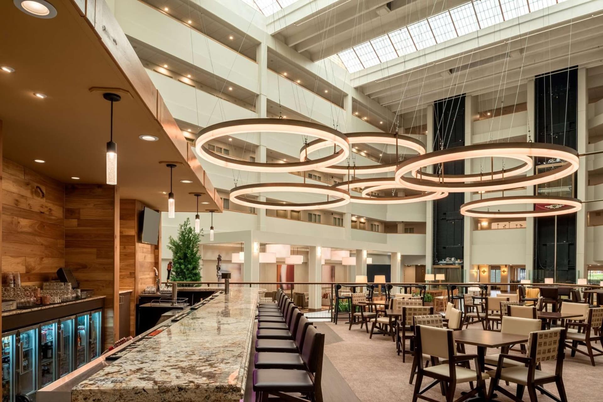 Embassy Suites by Hilton Milwaukee Brookfield gallery photo in Brookfield, WI — image 69