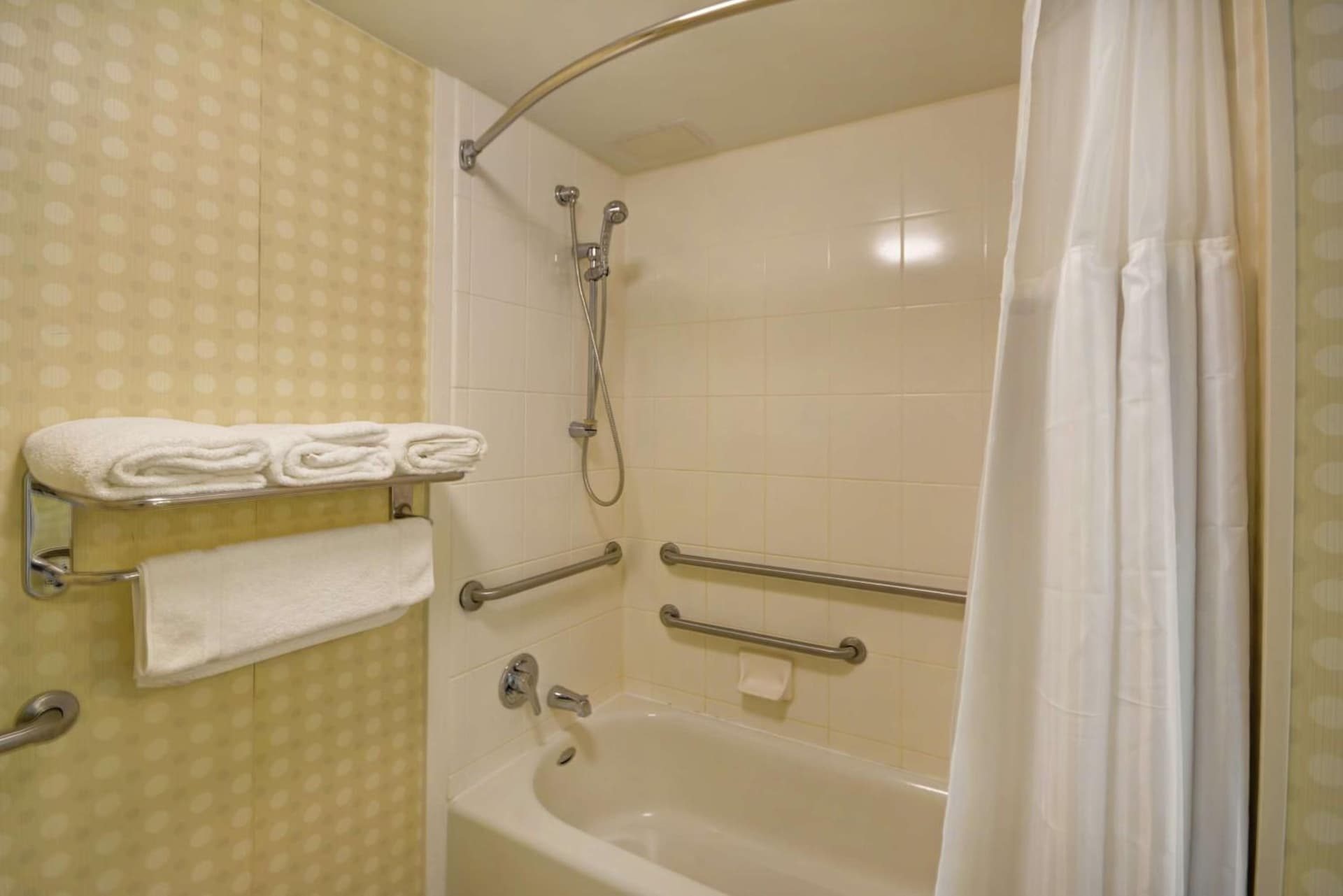 Hilton Garden Inn Riverhead gallery photo in Riverhead, NY — image 24