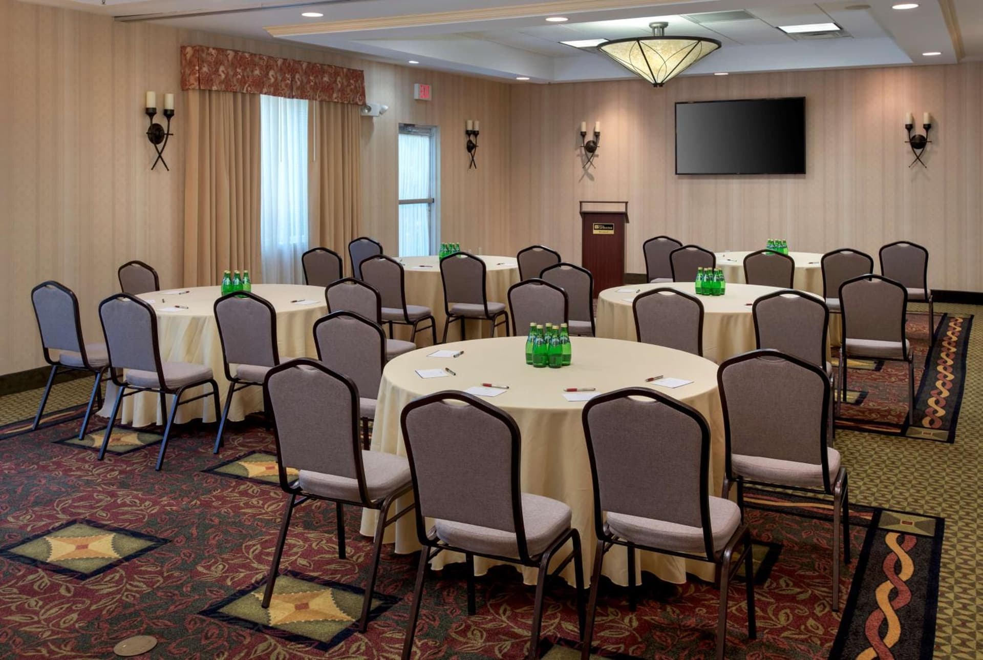 Hilton Garden Inn Riverhead gallery photo in Riverhead, NY — image 38
