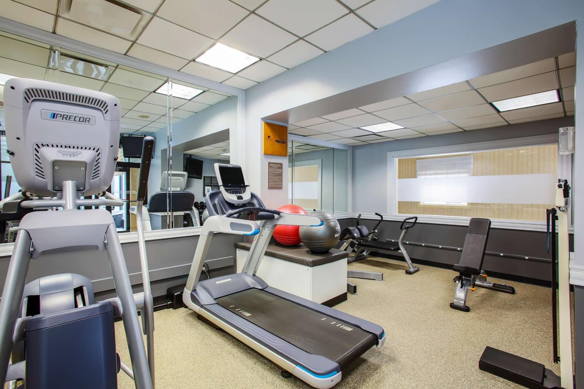 DoubleTree by Hilton Chicago/Alsip gallery photo in Alsip, IL — image 28