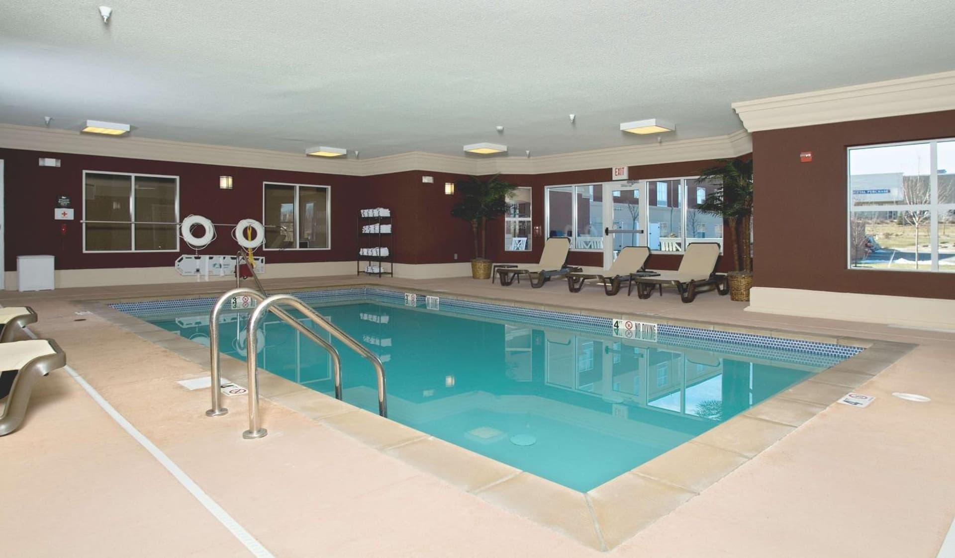 Homewood Suites by Hilton Bloomington interior in Bloomington, IN — gallery photo 2