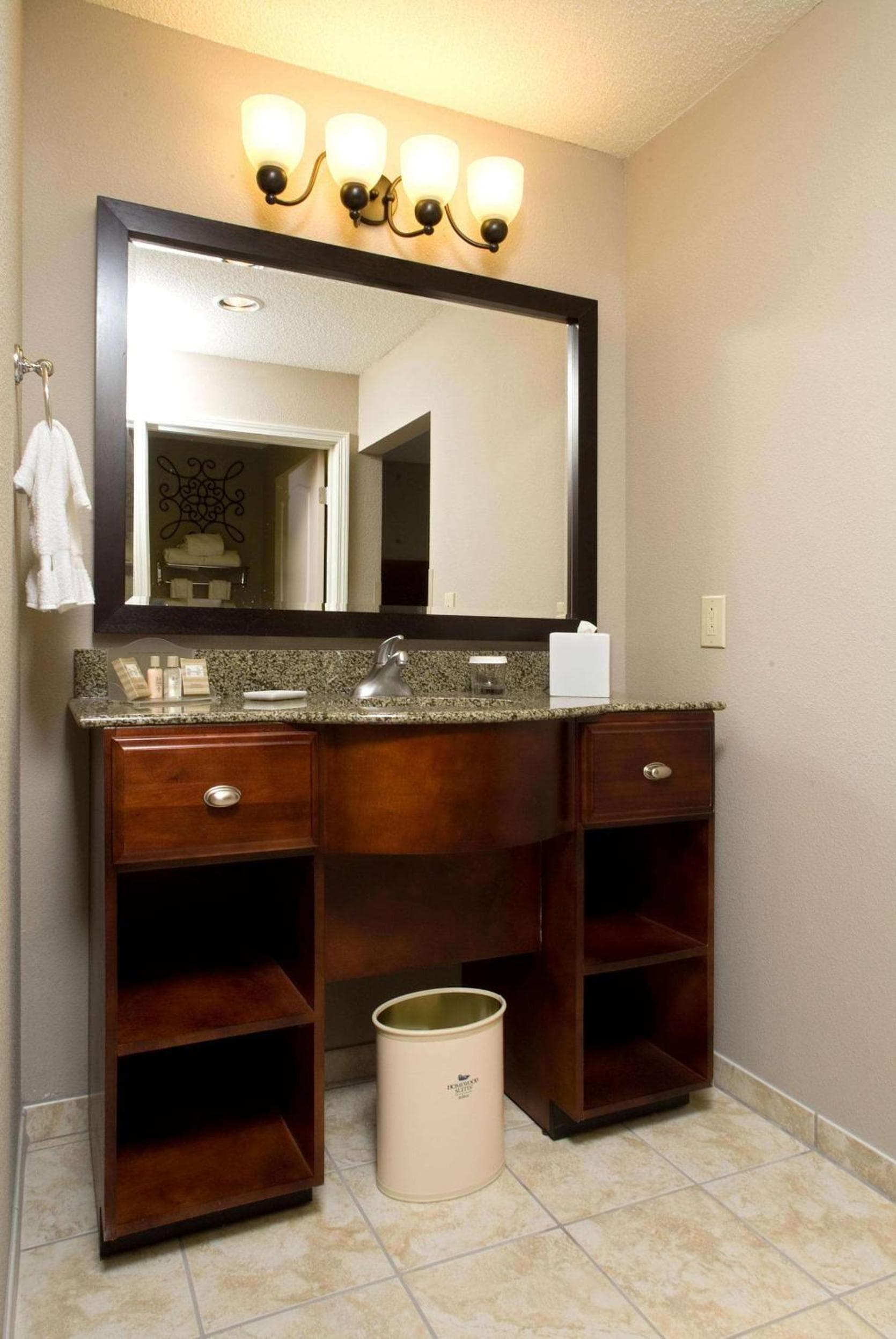 Homewood Suites by Hilton Bloomington gallery photo in Bloomington, IN — image 19