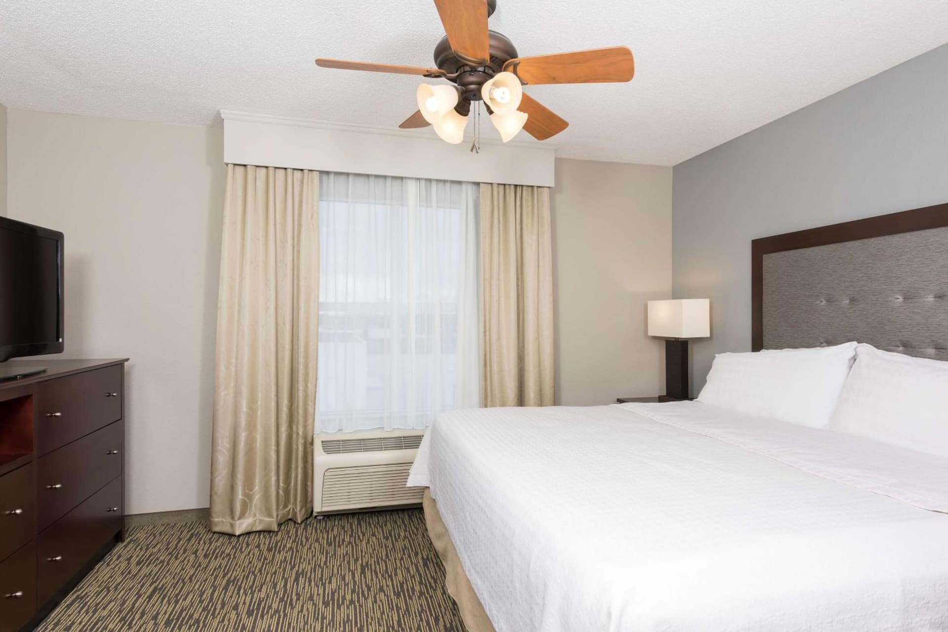 Homewood Suites by Hilton Bloomington gallery photo in Bloomington, IN — image 16