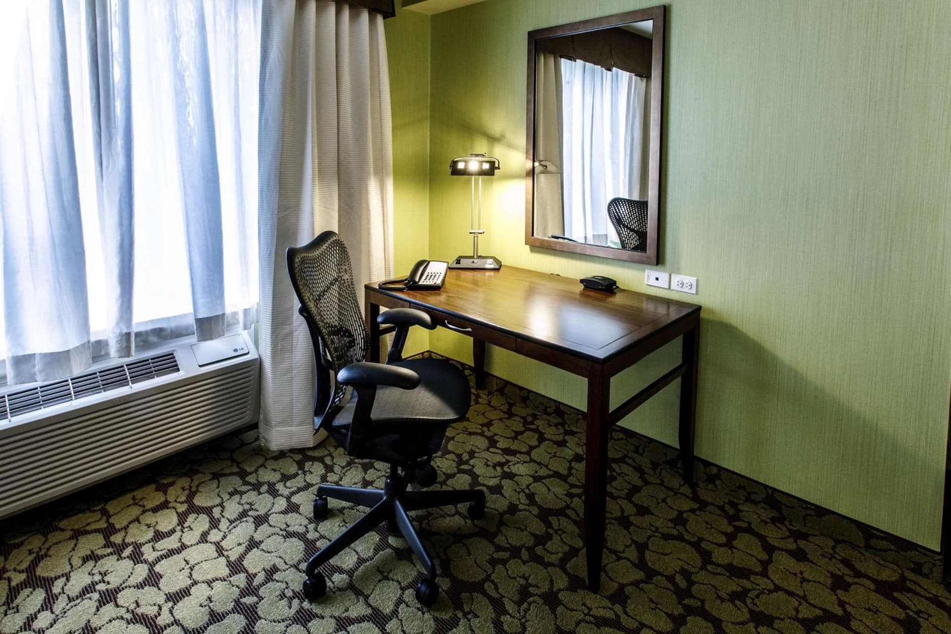 Hilton Garden Inn New York/Staten Island gallery photo in Staten Island, NY — image 92