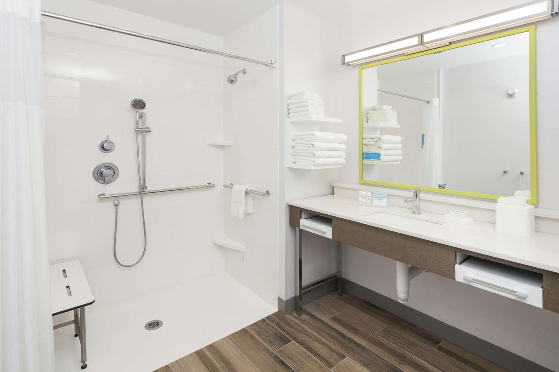 Hampton Inn & Suites Rocky Hill - Hartford South gallery photo in Rocky Hill — image 12