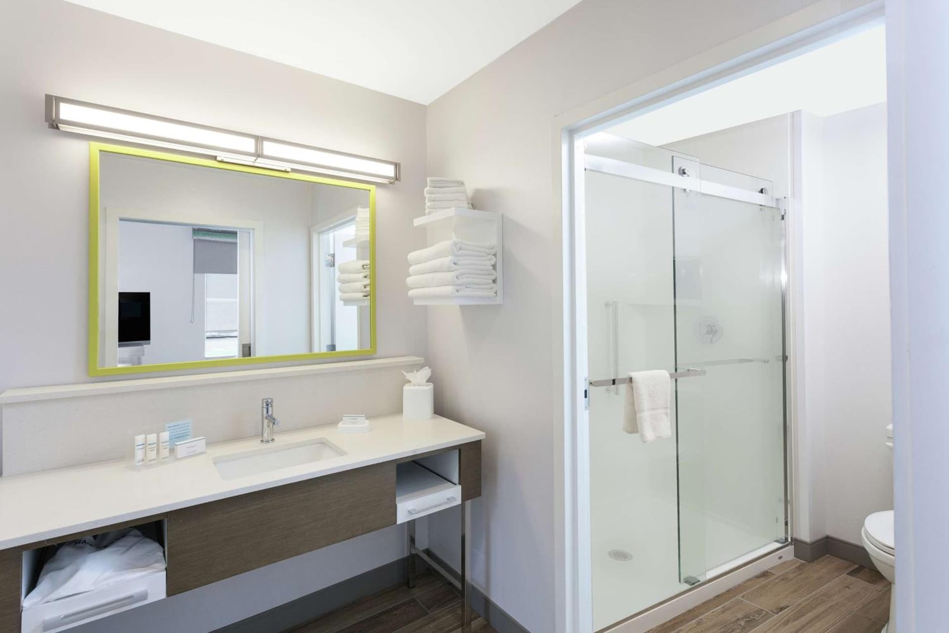 Hampton Inn & Suites Rocky Hill - Hartford South gallery photo in Rocky Hill — image 16