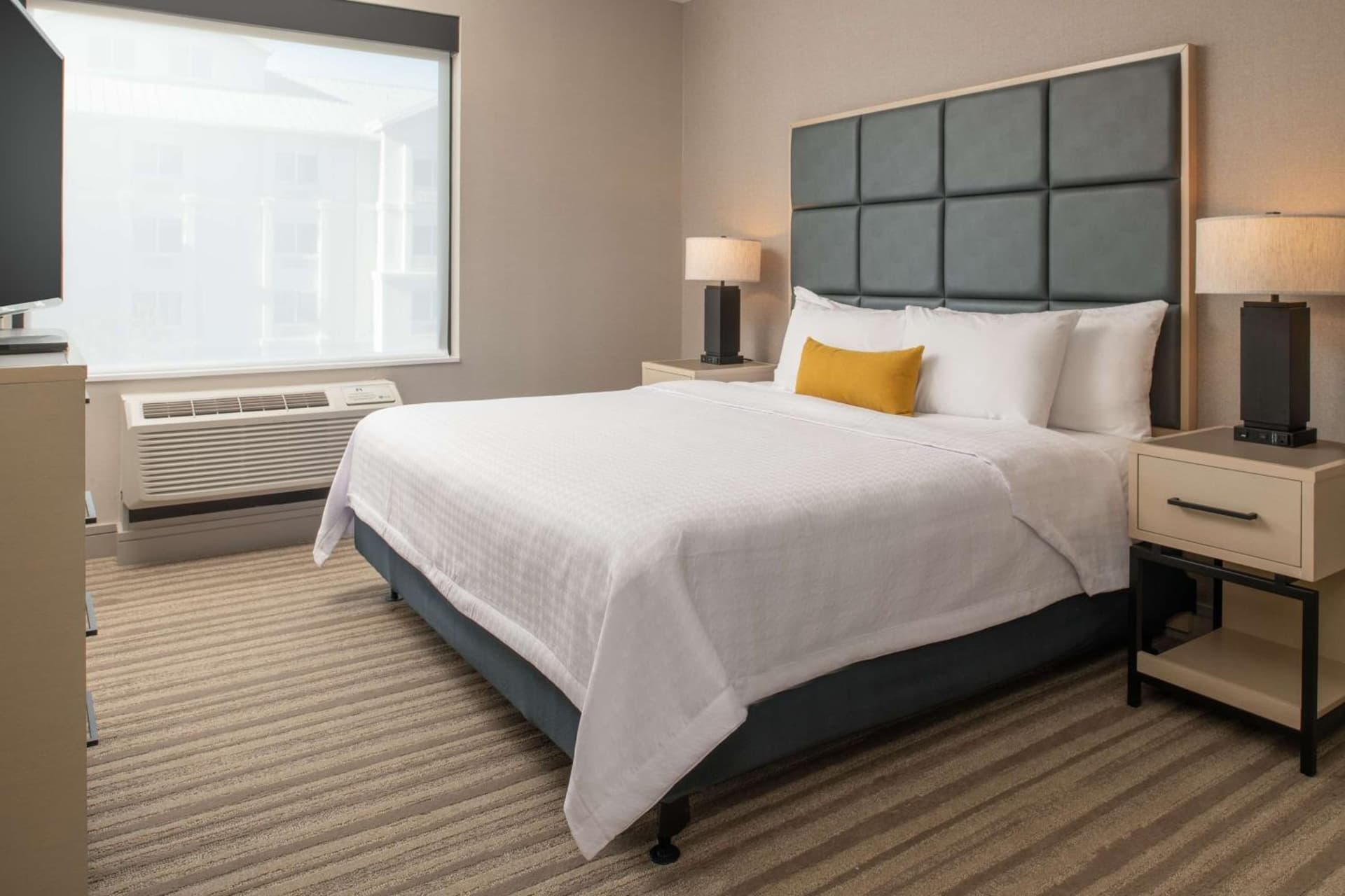 Homewood Suites By Hilton Belmont interior in Belmont, CA — gallery photo 2
