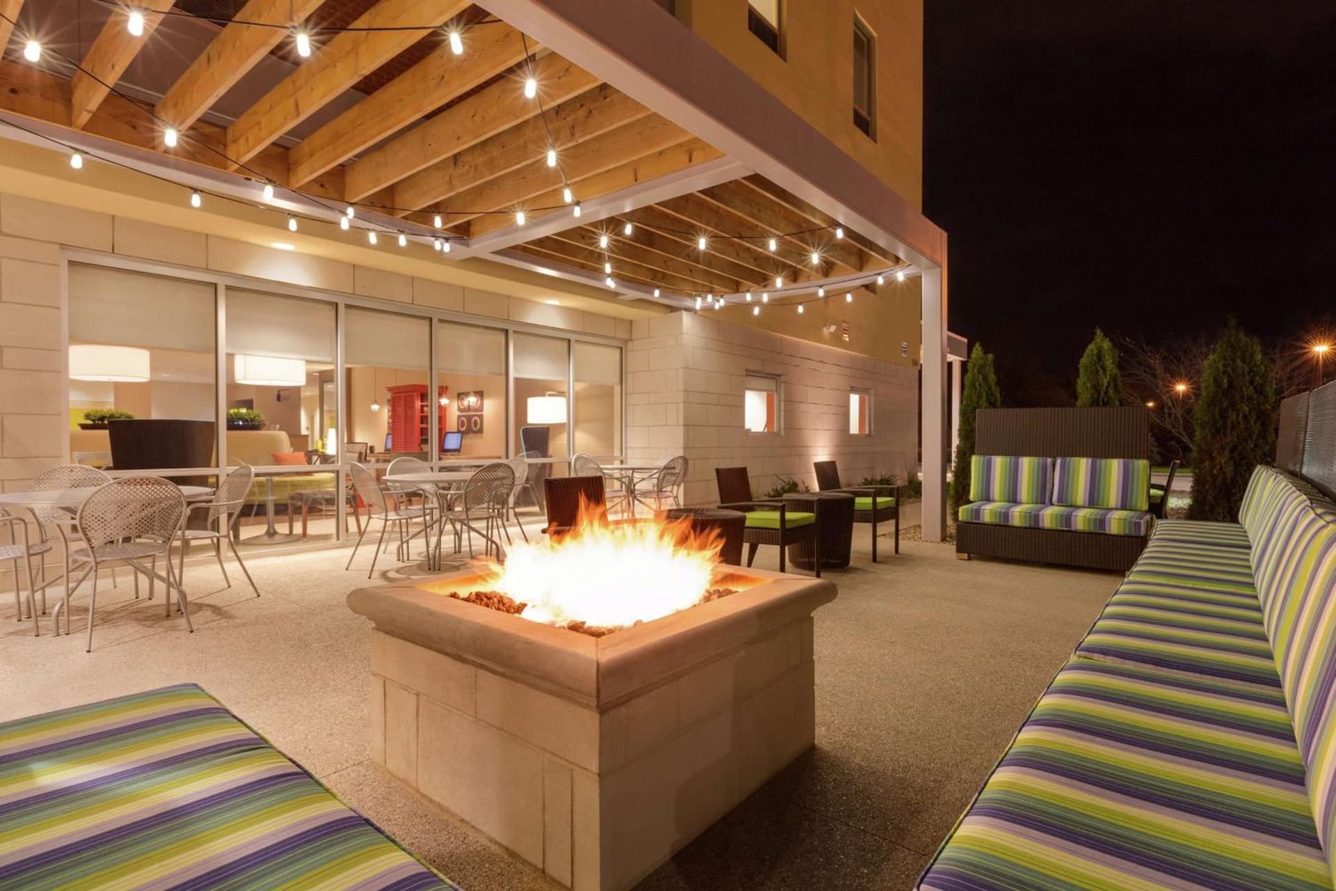 Home2 Suites By Hilton Youngstown gallery photo in Youngstown, OH — image 6