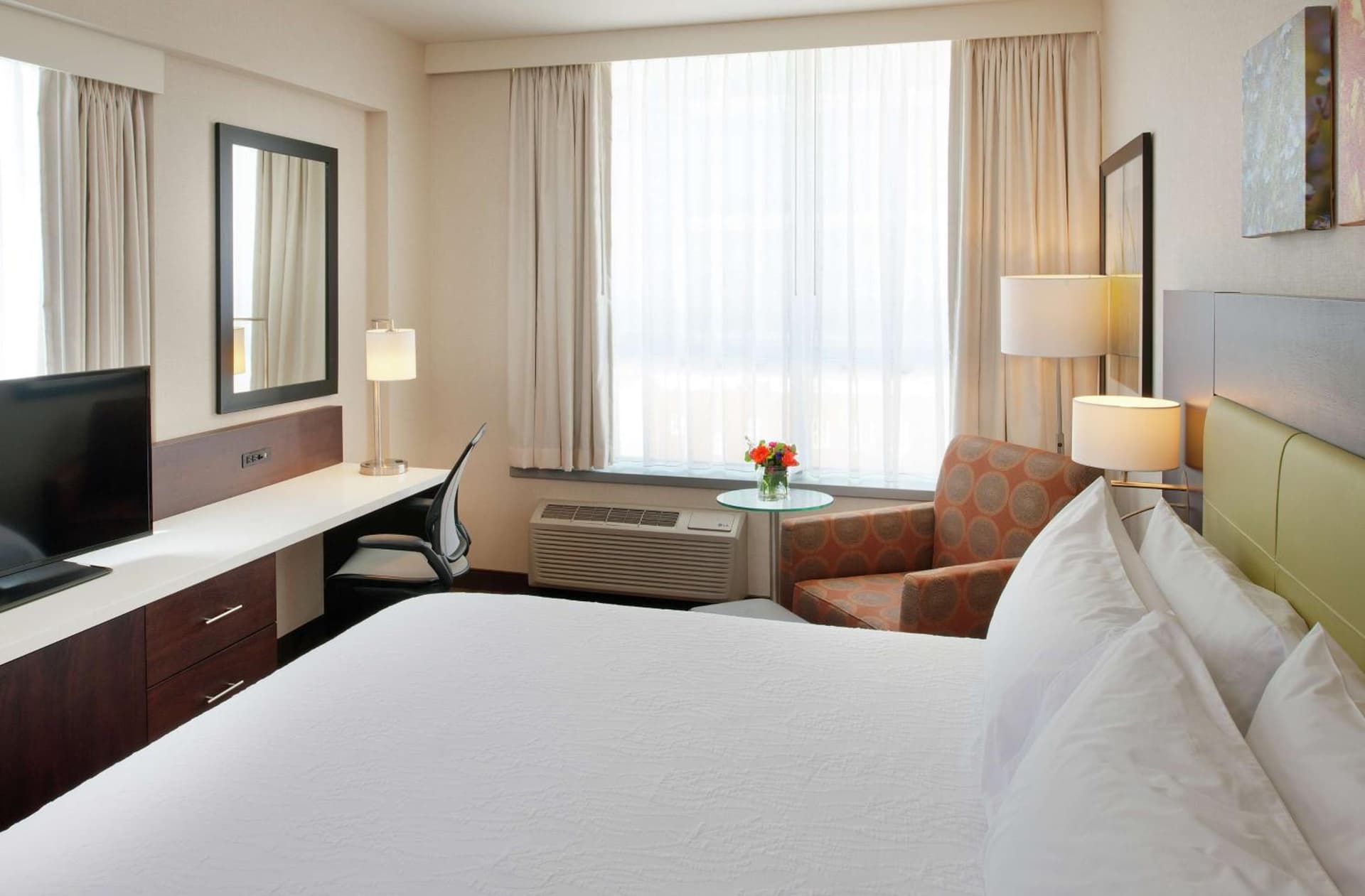 Hilton Garden Inn Pittsburgh Downtown gallery photo in Pittsburgh, PA — image 35