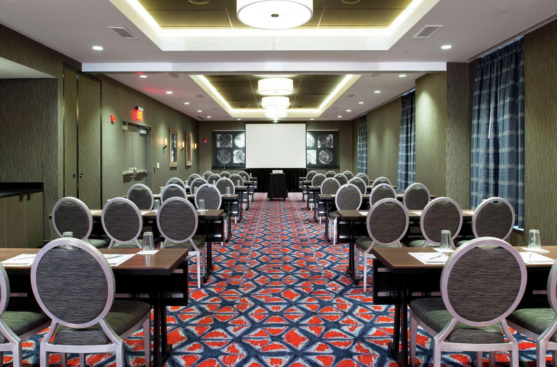 Hilton Garden Inn Pittsburgh Downtown gallery photo in Pittsburgh, PA — image 49