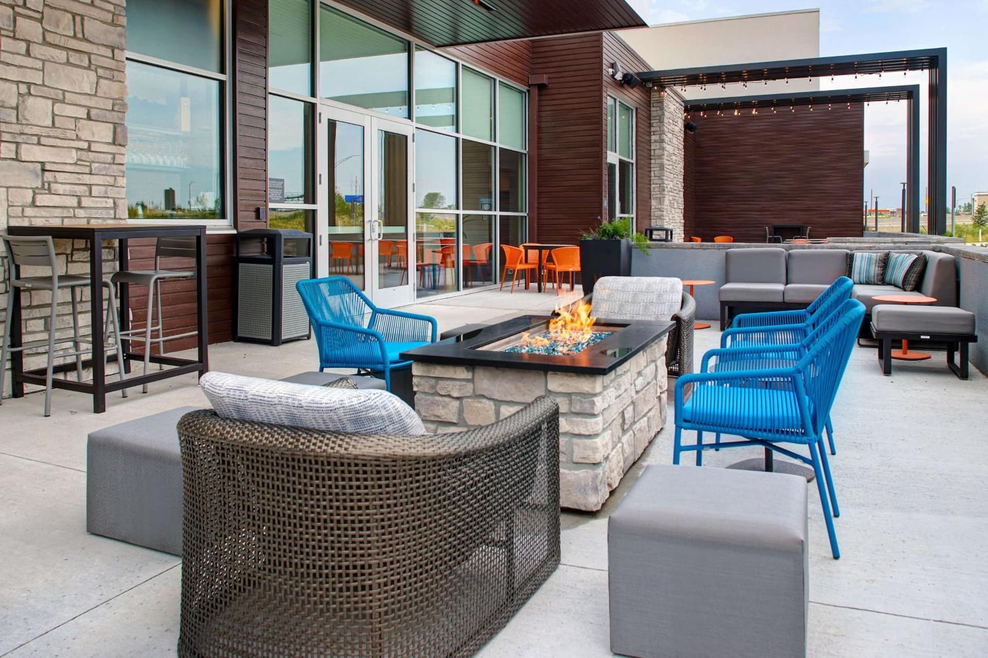 Hilton Garden Inn Cedar Rapids interior in Cedar Rapids, IA — gallery photo 2