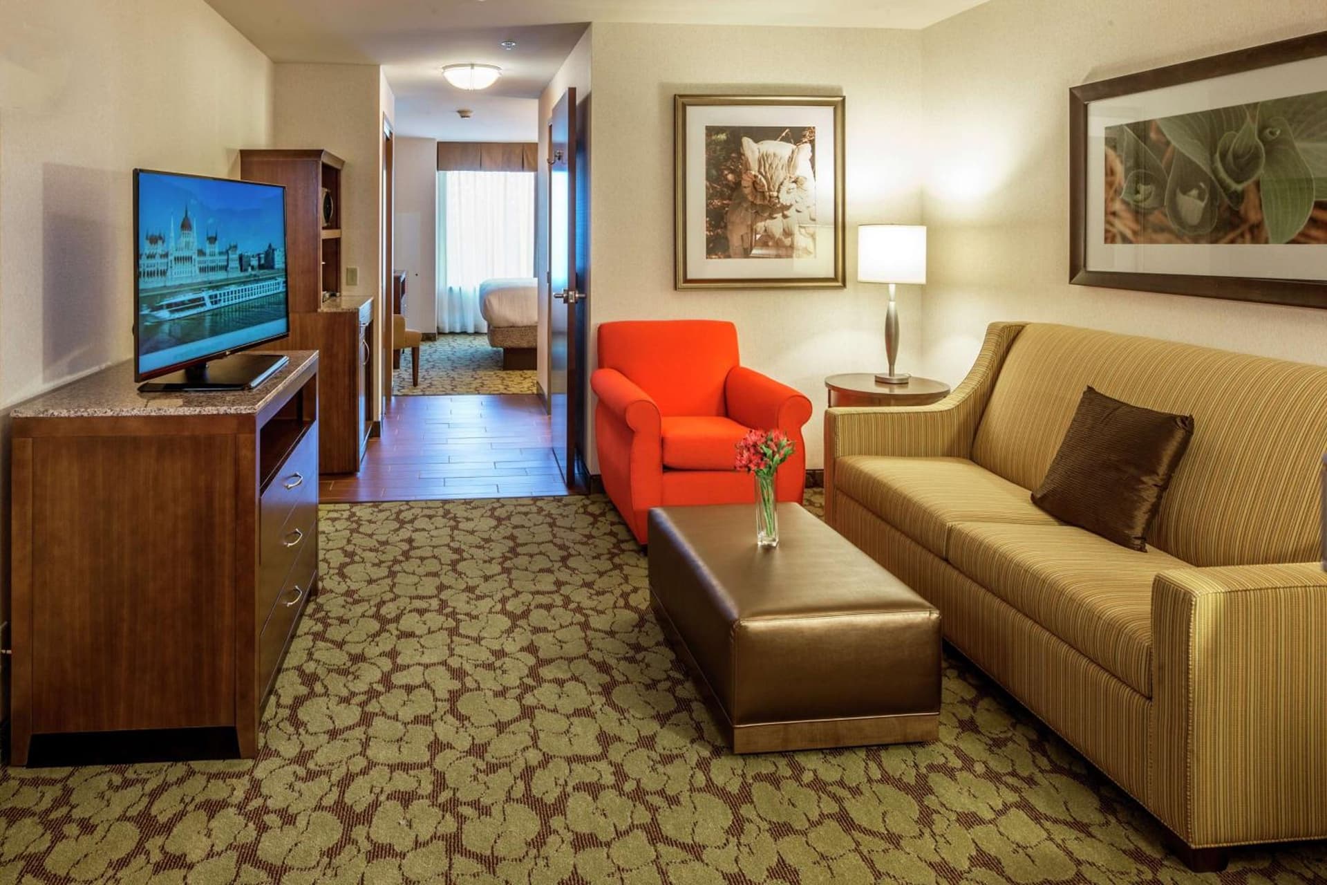 Hilton Garden Inn Uniontown interior in Uniontown, PA — gallery photo 2