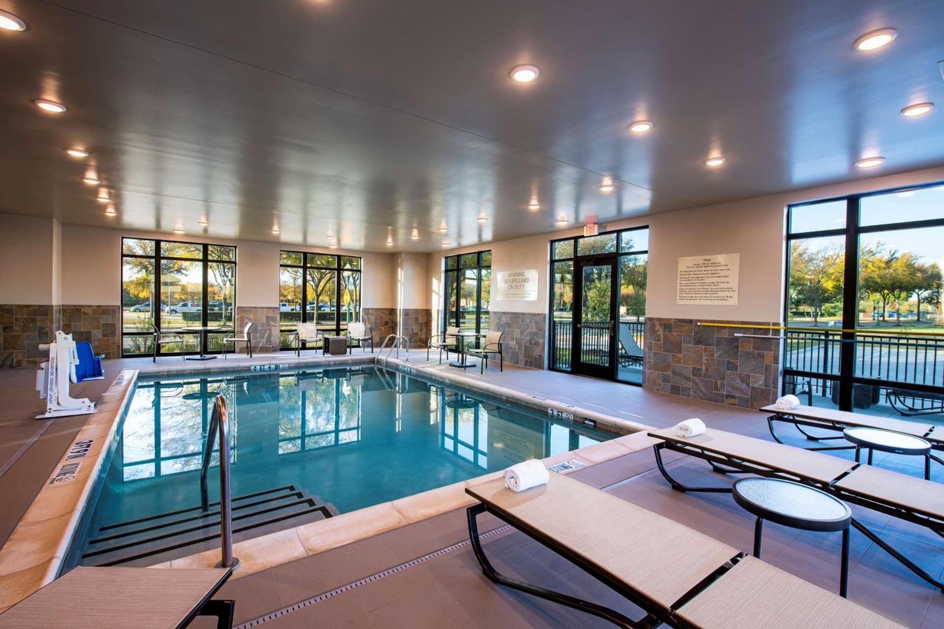 Hampton Inn & Suites Keller Town Center gallery photo in Keller, TX — image 9