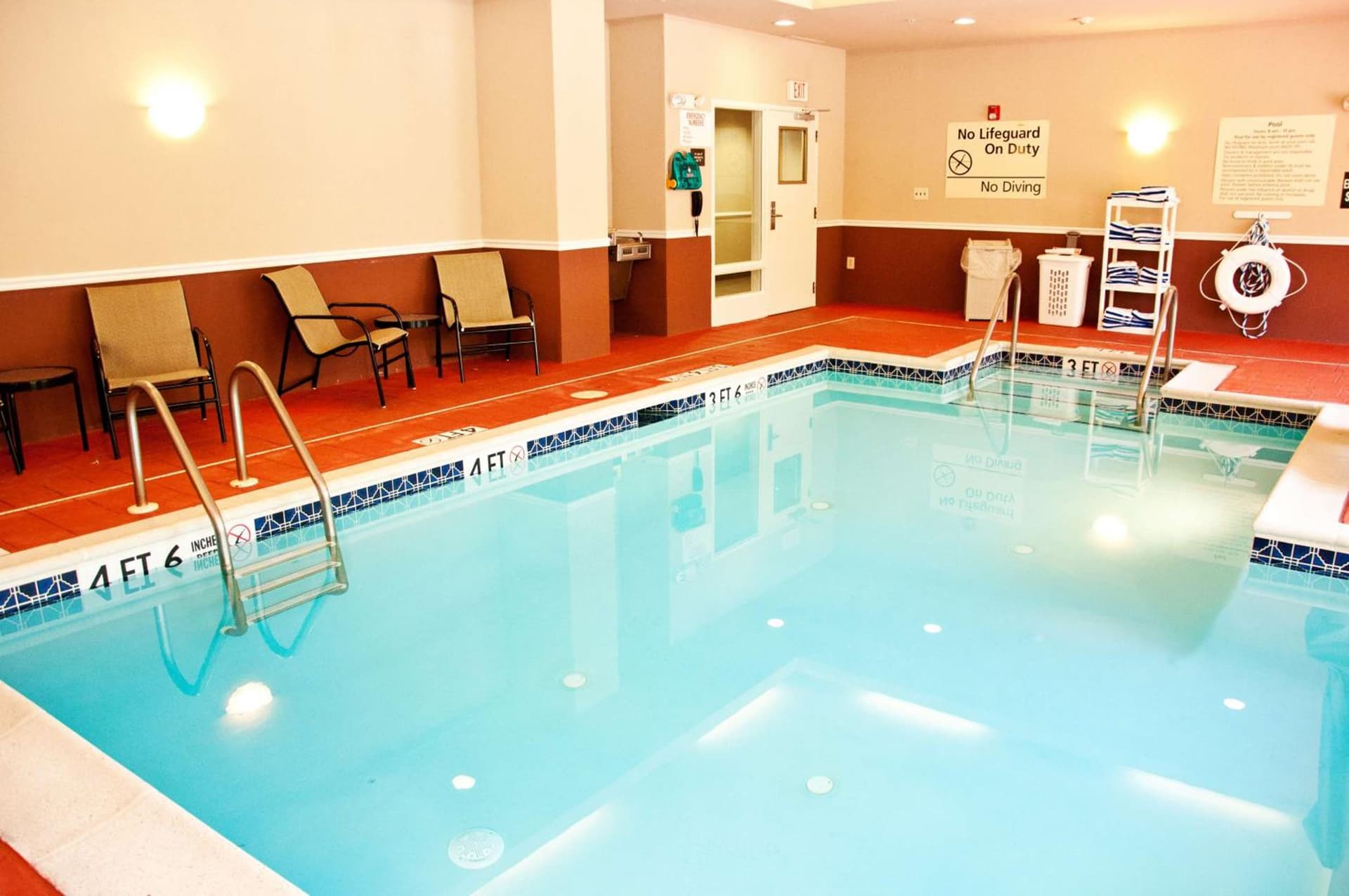 Hampton Inn Doylestown gallery photo in Warrington — image 22