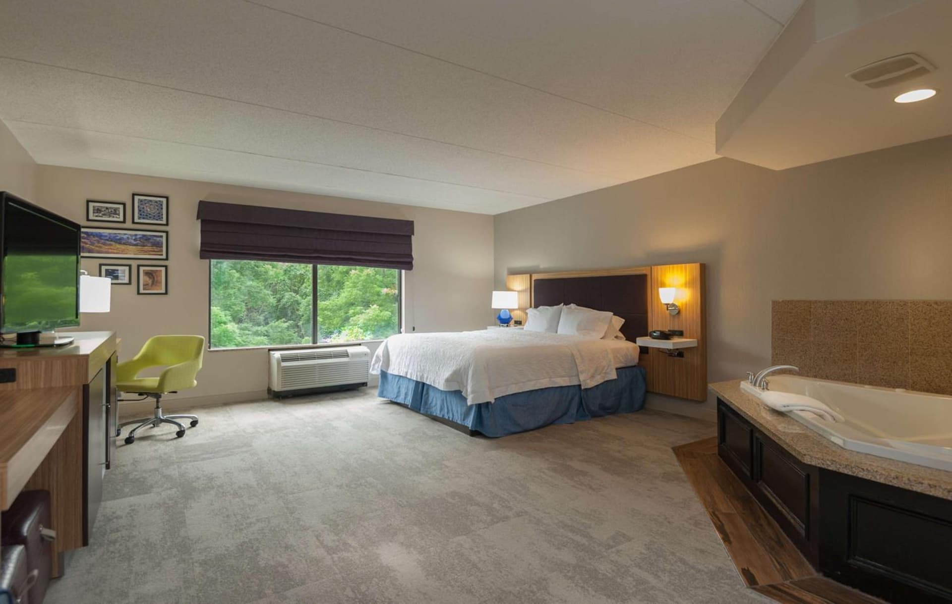 Hampton Inn Doylestown gallery photo in Warrington — image 27