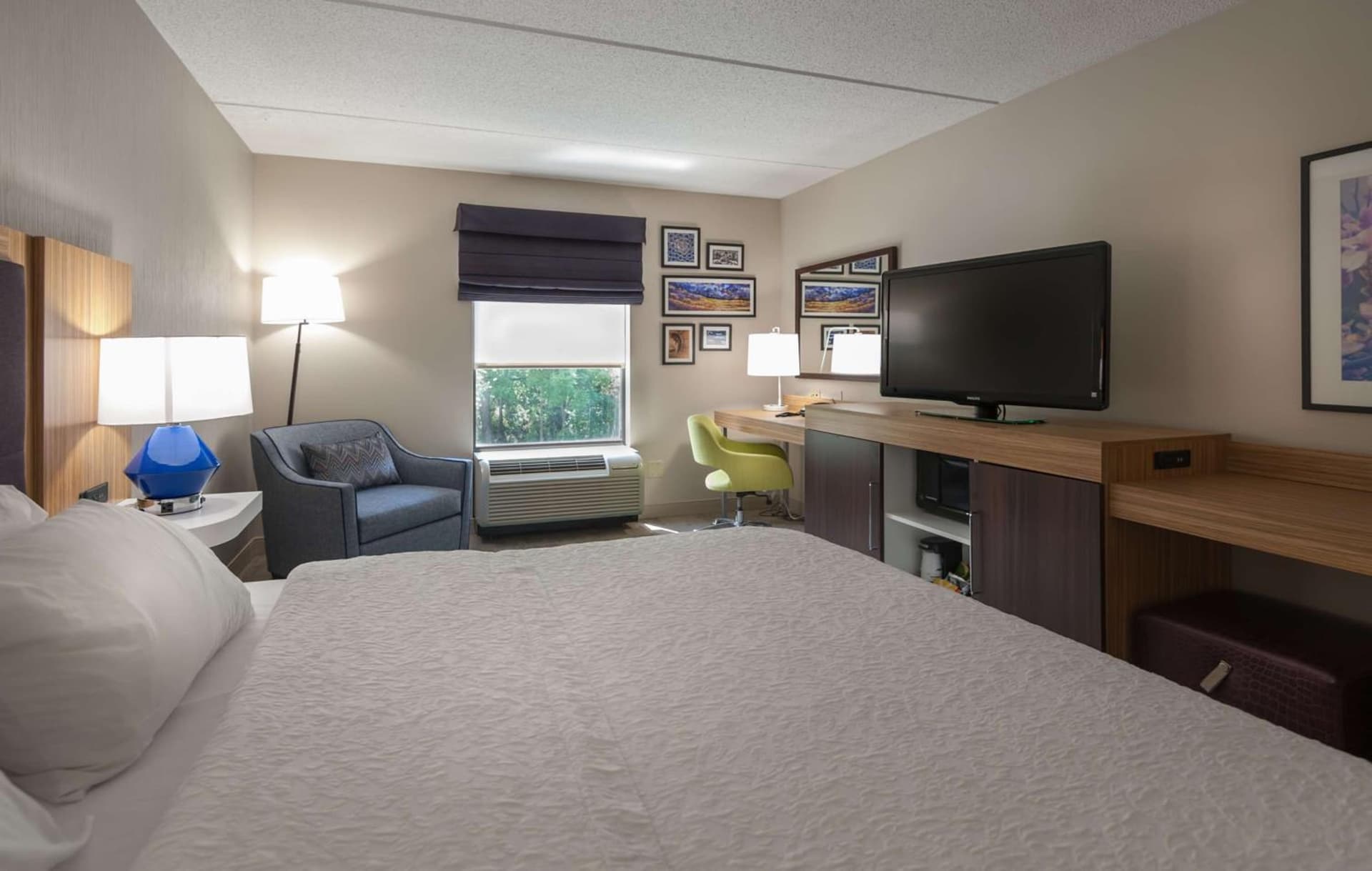 Hampton Inn Doylestown gallery photo in Warrington — image 42