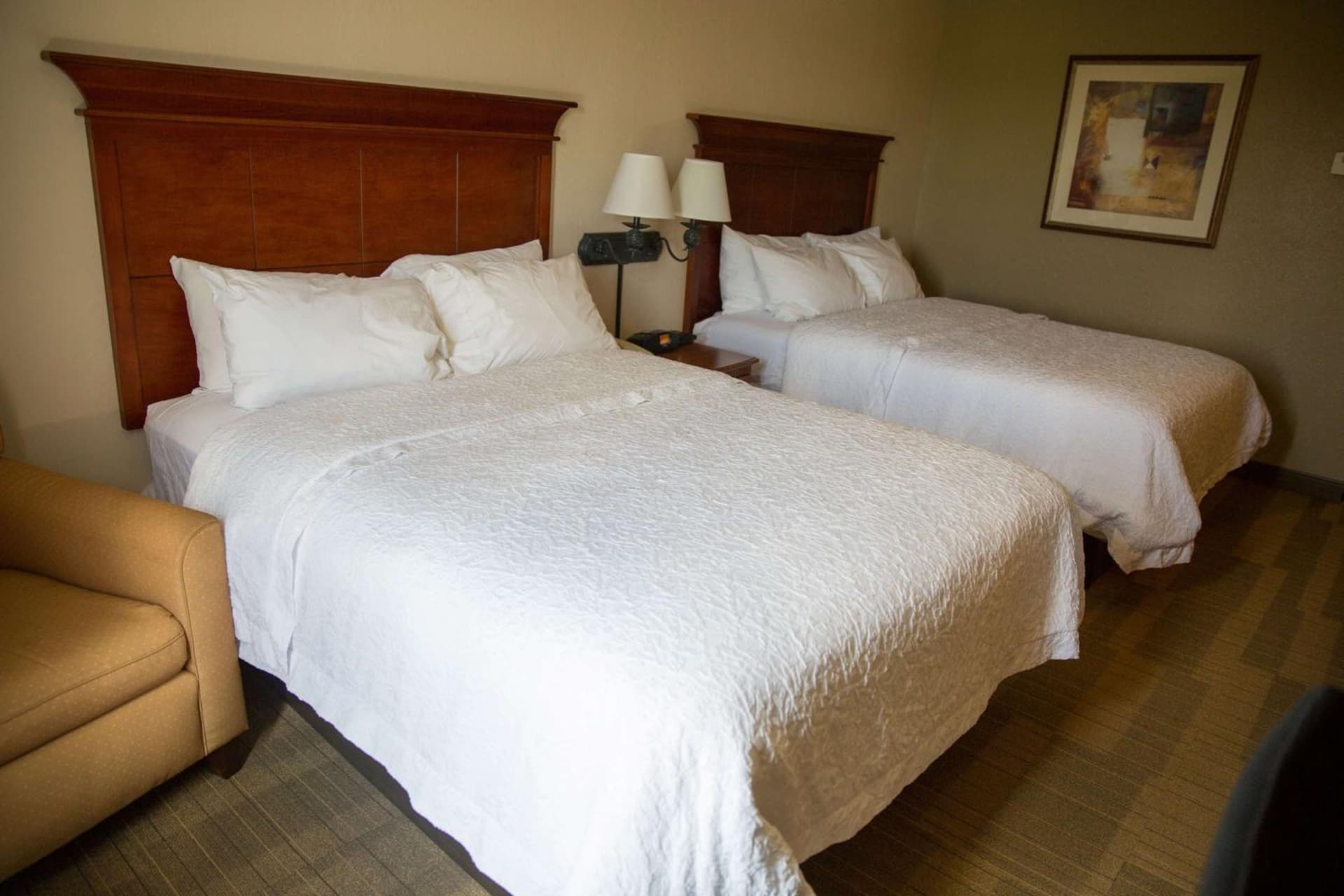 Hampton Inn & Suites Grenada interior in Grenada, MS — gallery photo 2