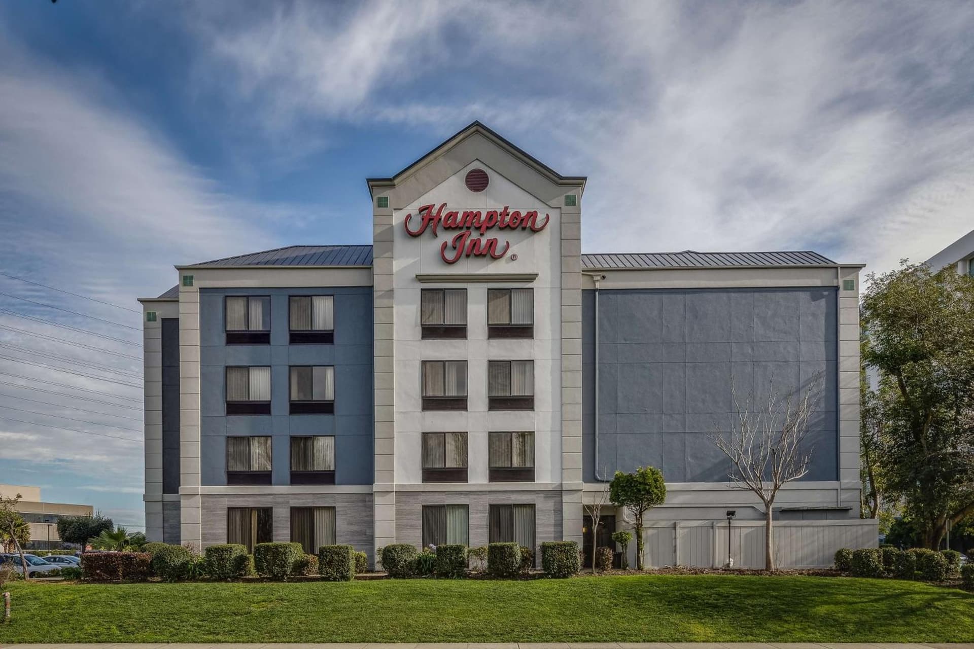 Hampton Inn San Francisco Airport property views in South San Francisco, CA — gallery photo 3