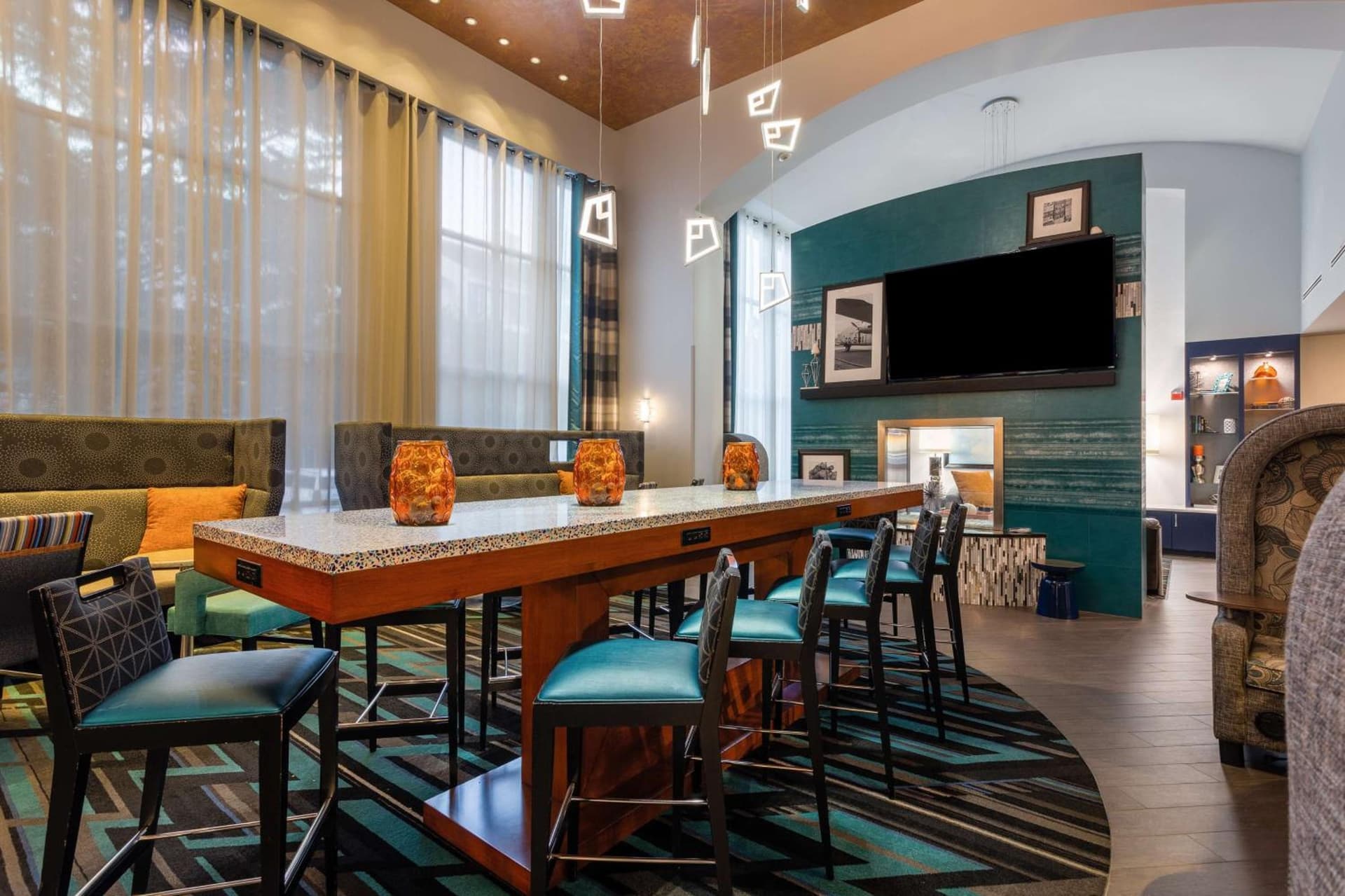 Hampton Inn & Suites Herndon-Reston gallery photo in Herndon, VA — image 5