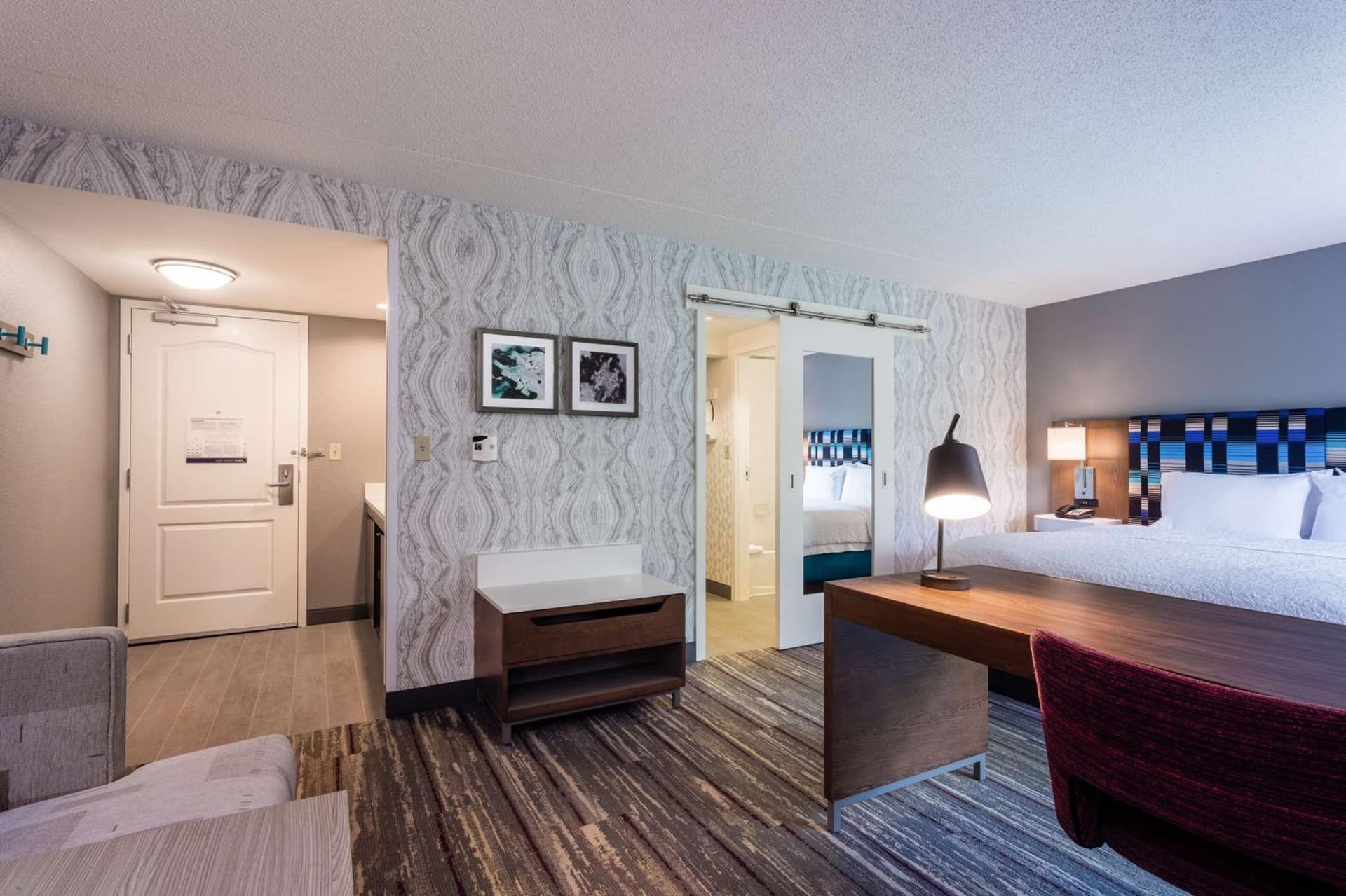 Hampton Inn & Suites Herndon-Reston gallery photo in Herndon, VA — image 23