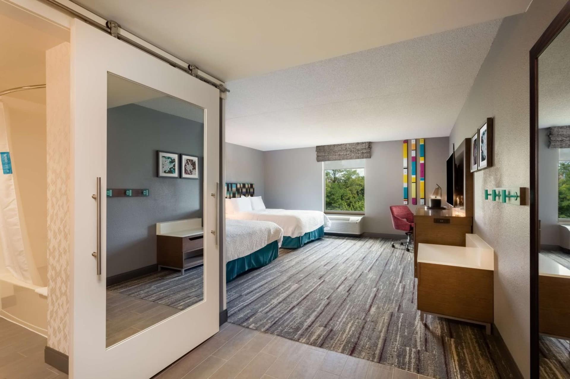 Hampton Inn & Suites Herndon-Reston gallery photo in Herndon, VA — image 19