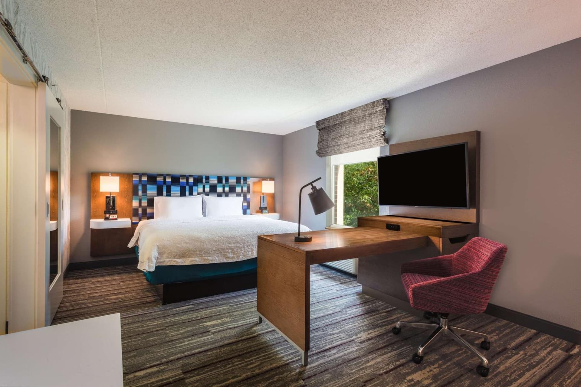 Hampton Inn & Suites Herndon-Reston gallery photo in Herndon, VA — image 22